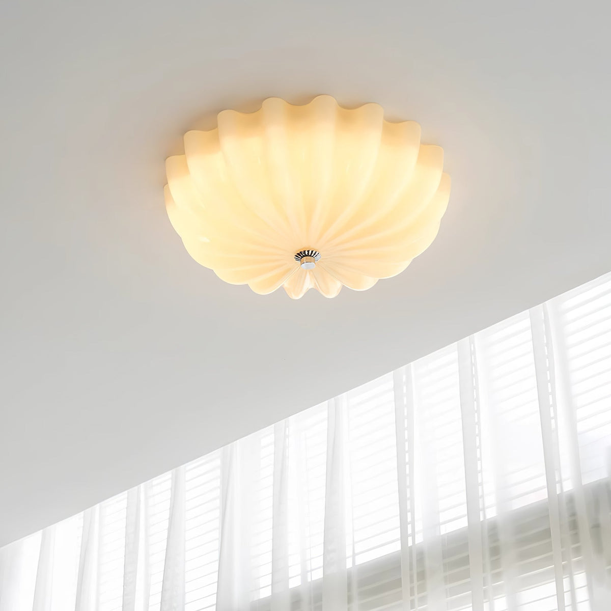 Urelis Ceiling Lamp Murano Blown Glass Shell Inspired