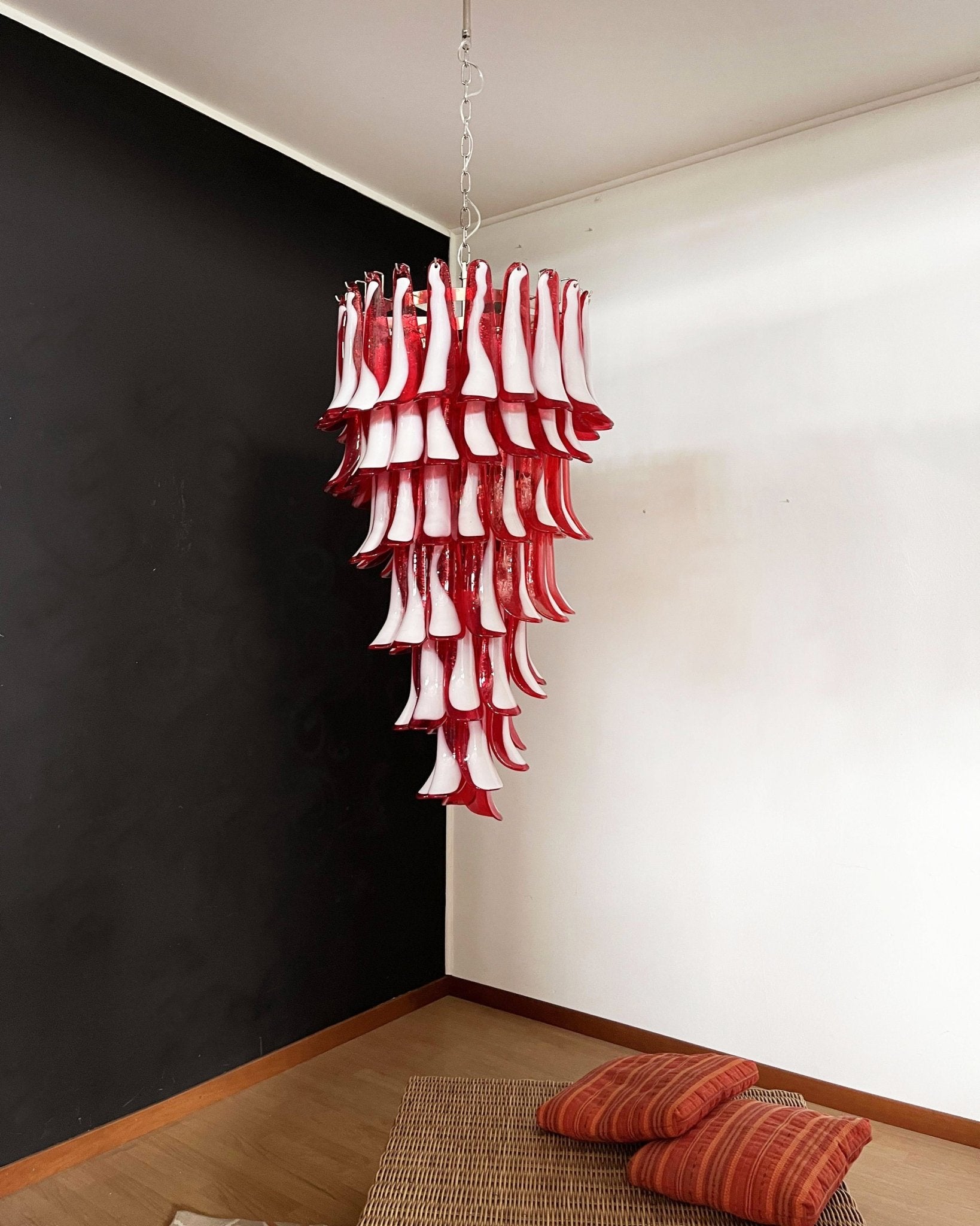 Viraisira Chandelier Red White Murano Spiral Petals