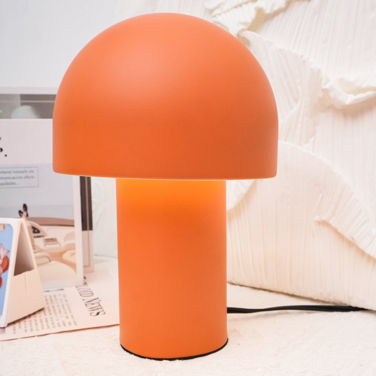 Urathen Retro Table Lamp