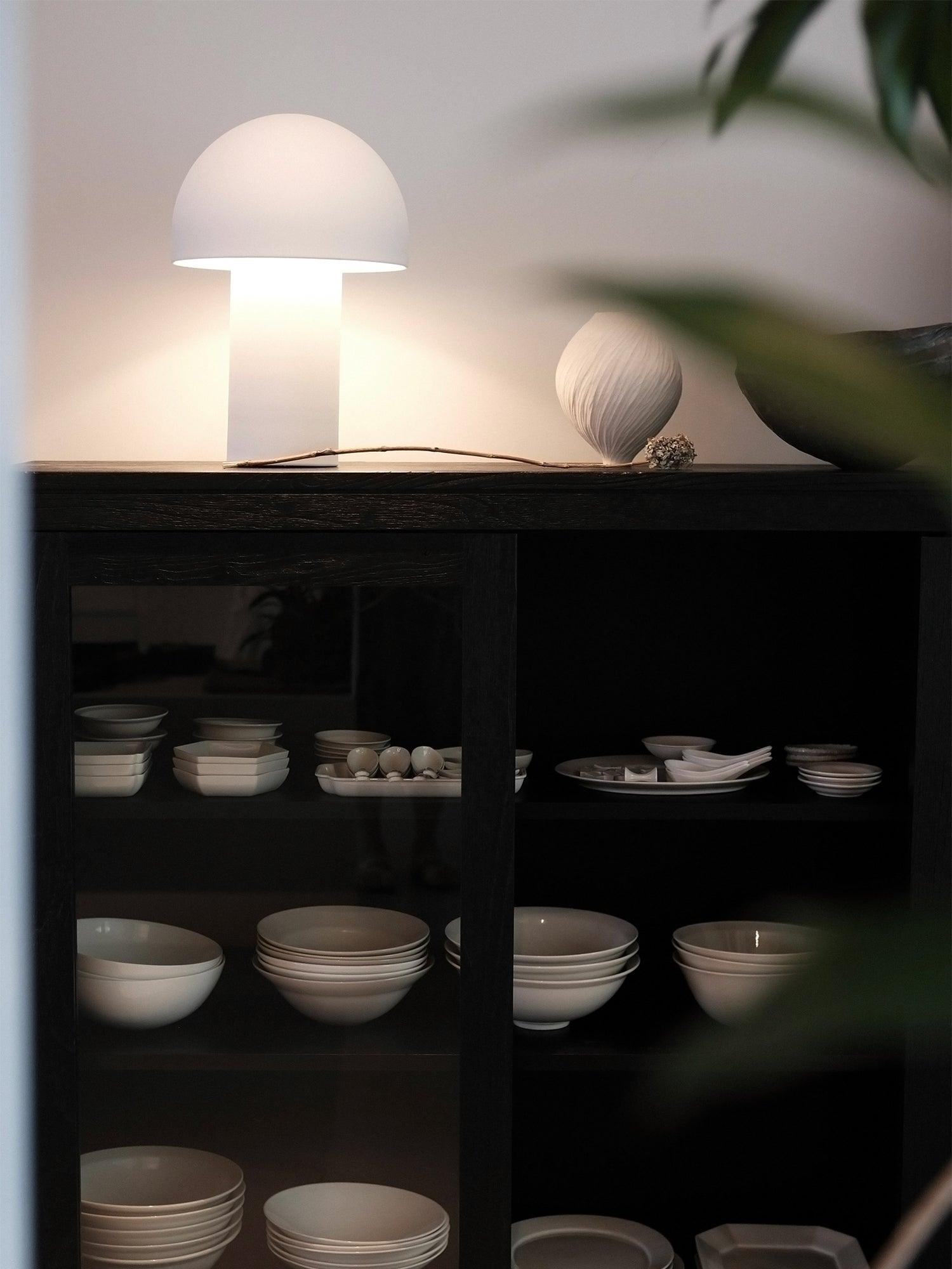 Urathen Retro Table Lamp
