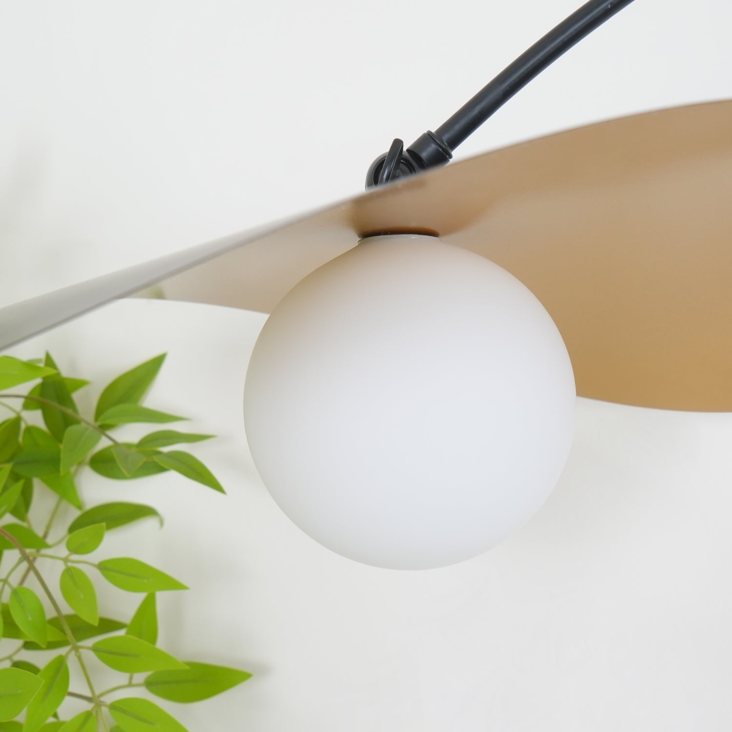 Tirove Glass Minimalist Wall Lamp
