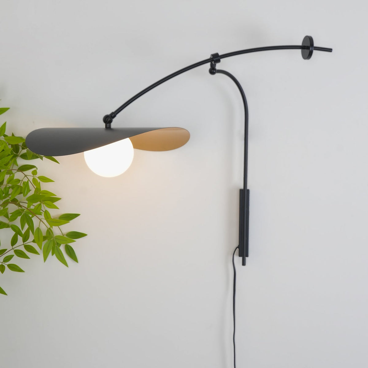 Tirove Glass Minimalist Wall Lamp