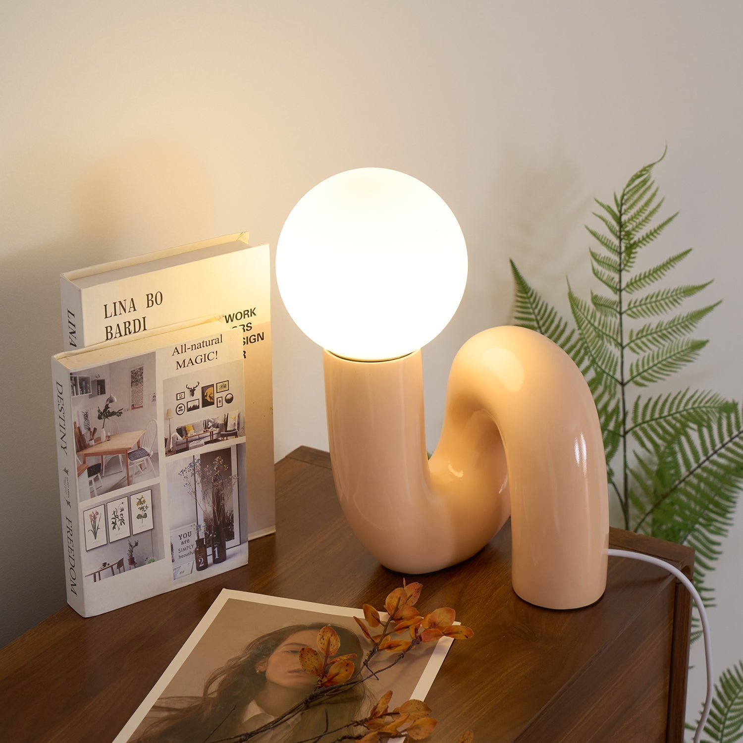 Soreeon Lamp Playful N Shape All White