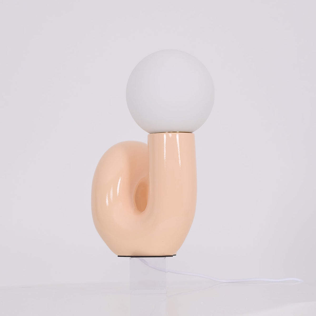 Soreeon Lamp Playful N Shape All White