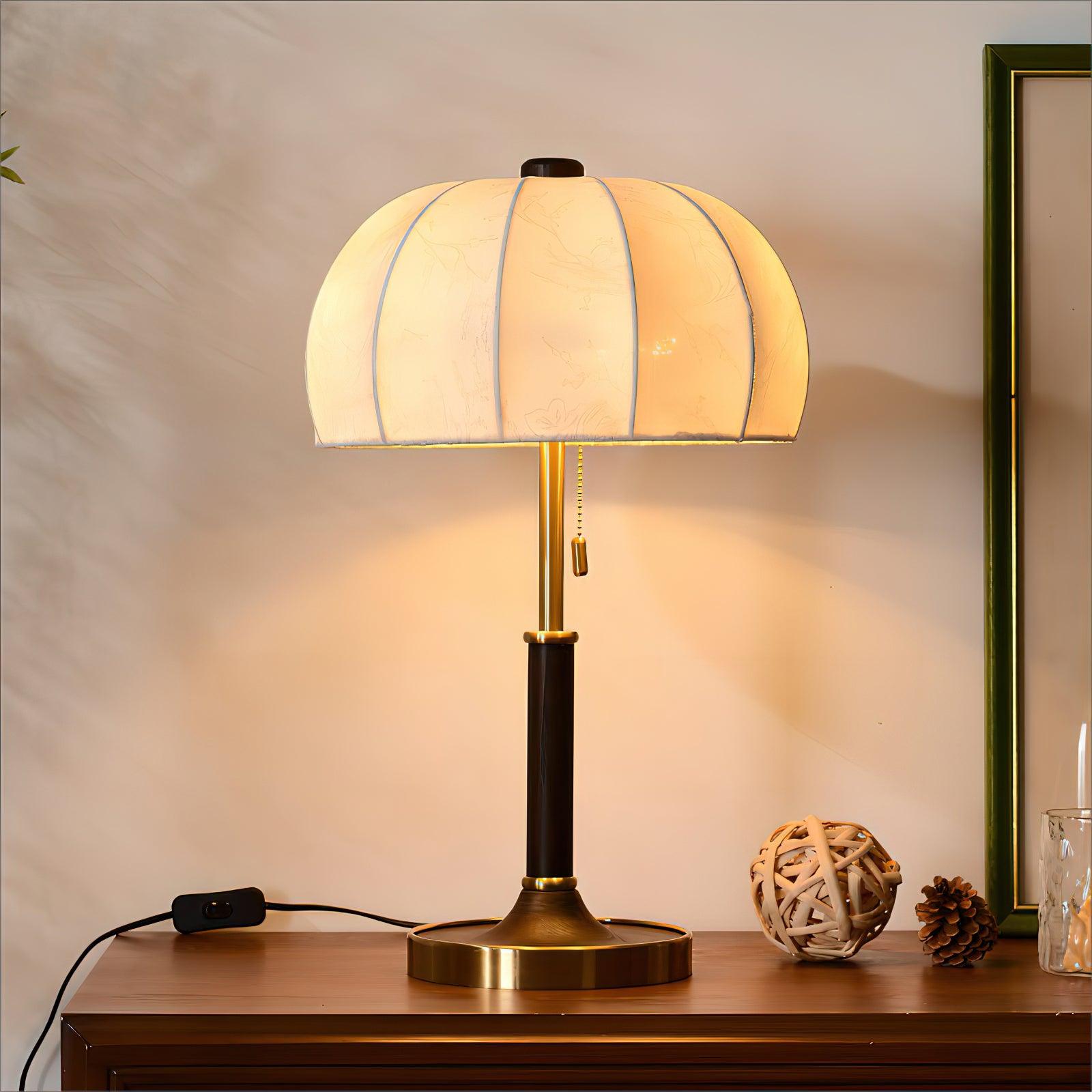 Nalemu Wood Fabric Retro Table Lamp