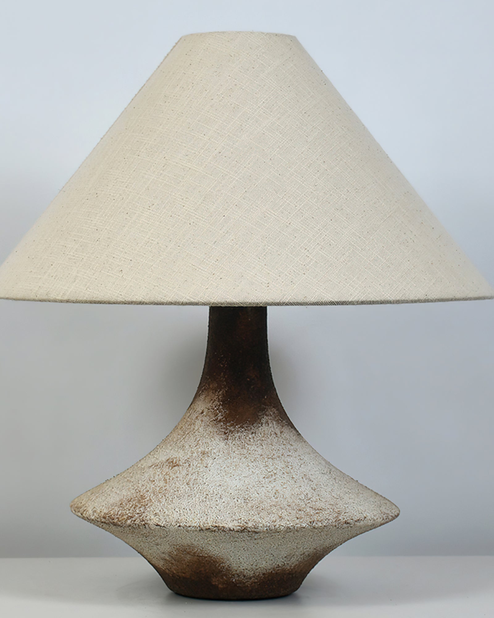 Navoer Fabric Artistic Table Lamp
