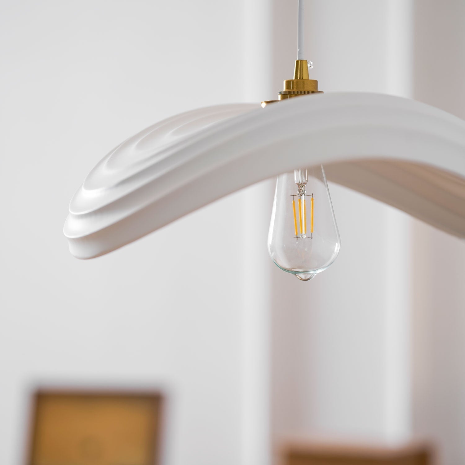 Lucaneria Modern Resin Pendant Light