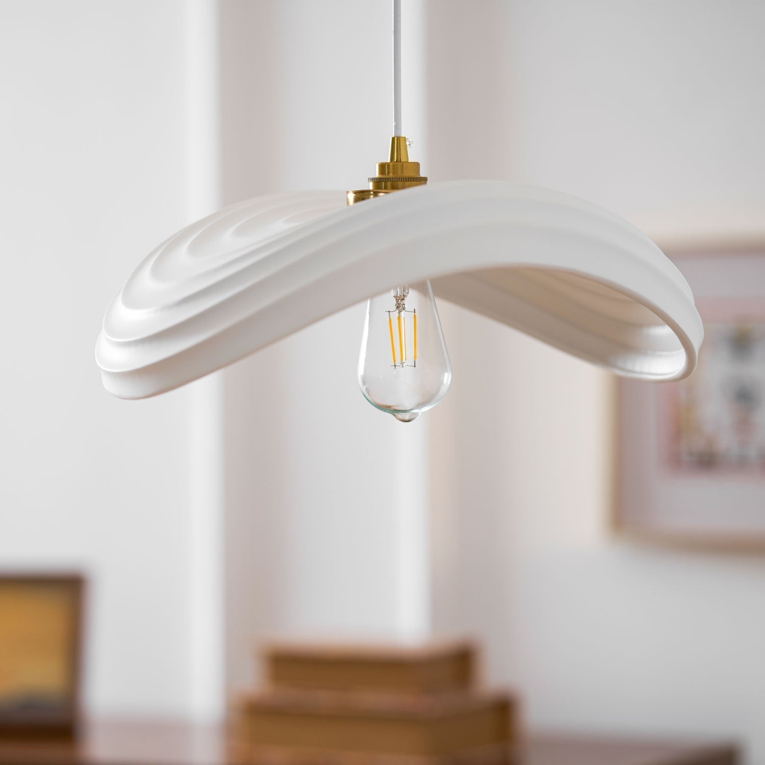 Lucaneria Modern Resin Pendant Light