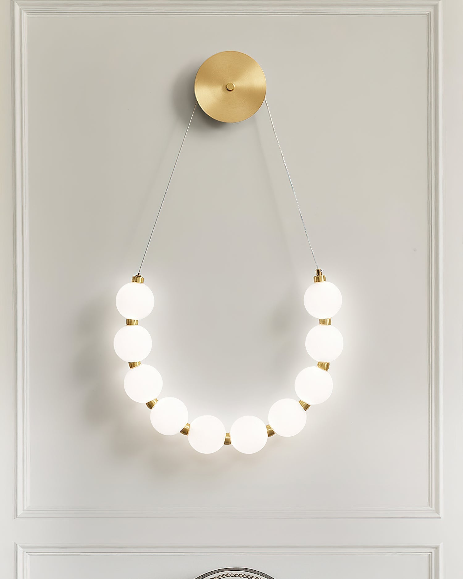 Ilirel Art Necklace Loop Brass Wall Lamp