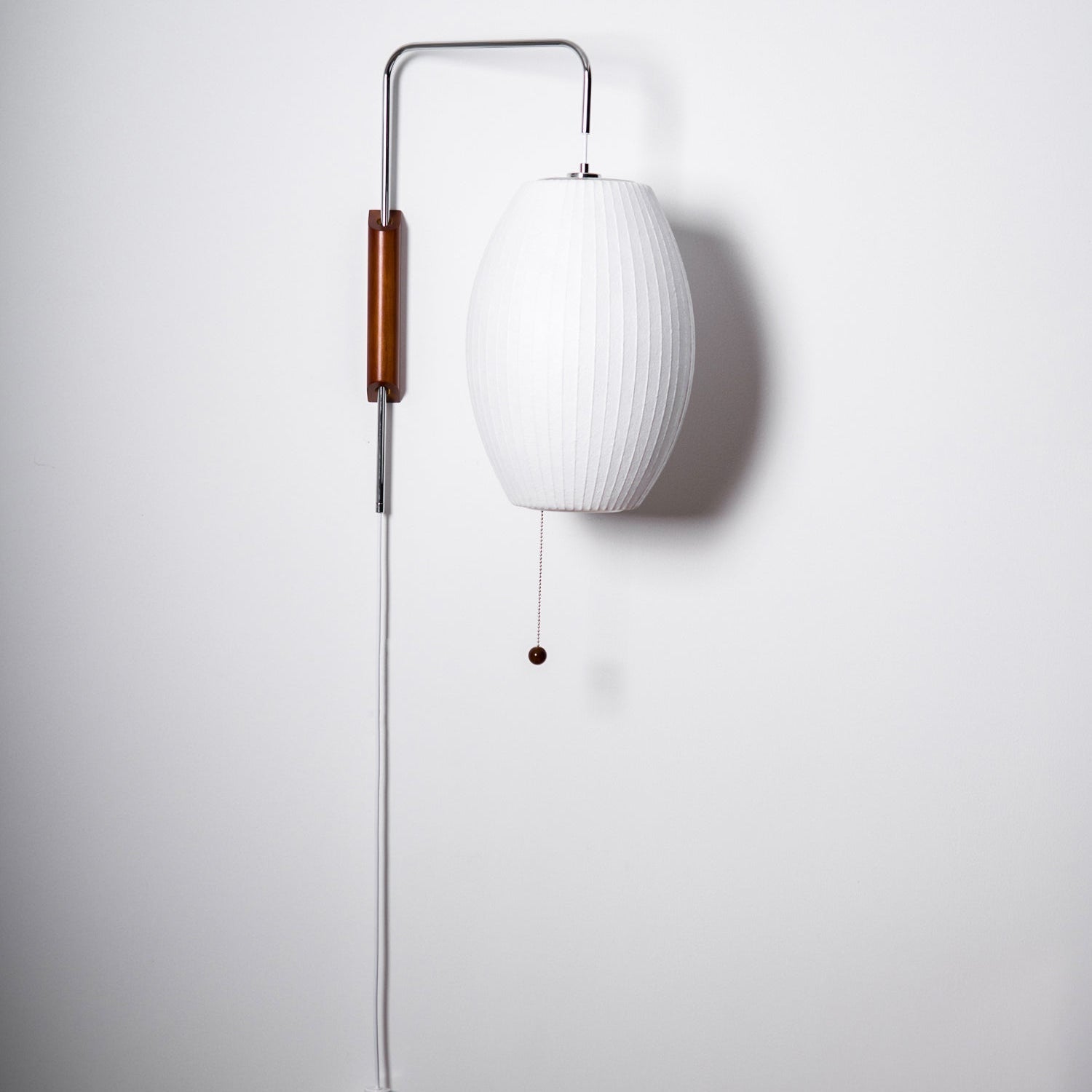 Lustra Wall Sconce Walnut Ball - Neutral Decor