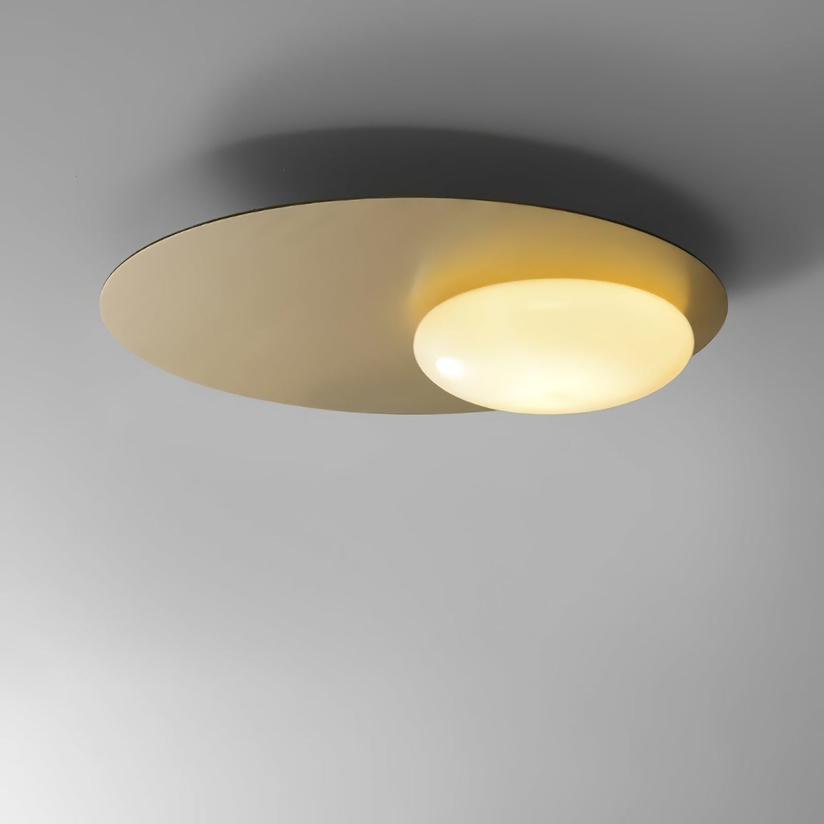 Ivsolion Modern Minimalist Angled Glass Sconce Wall lamp