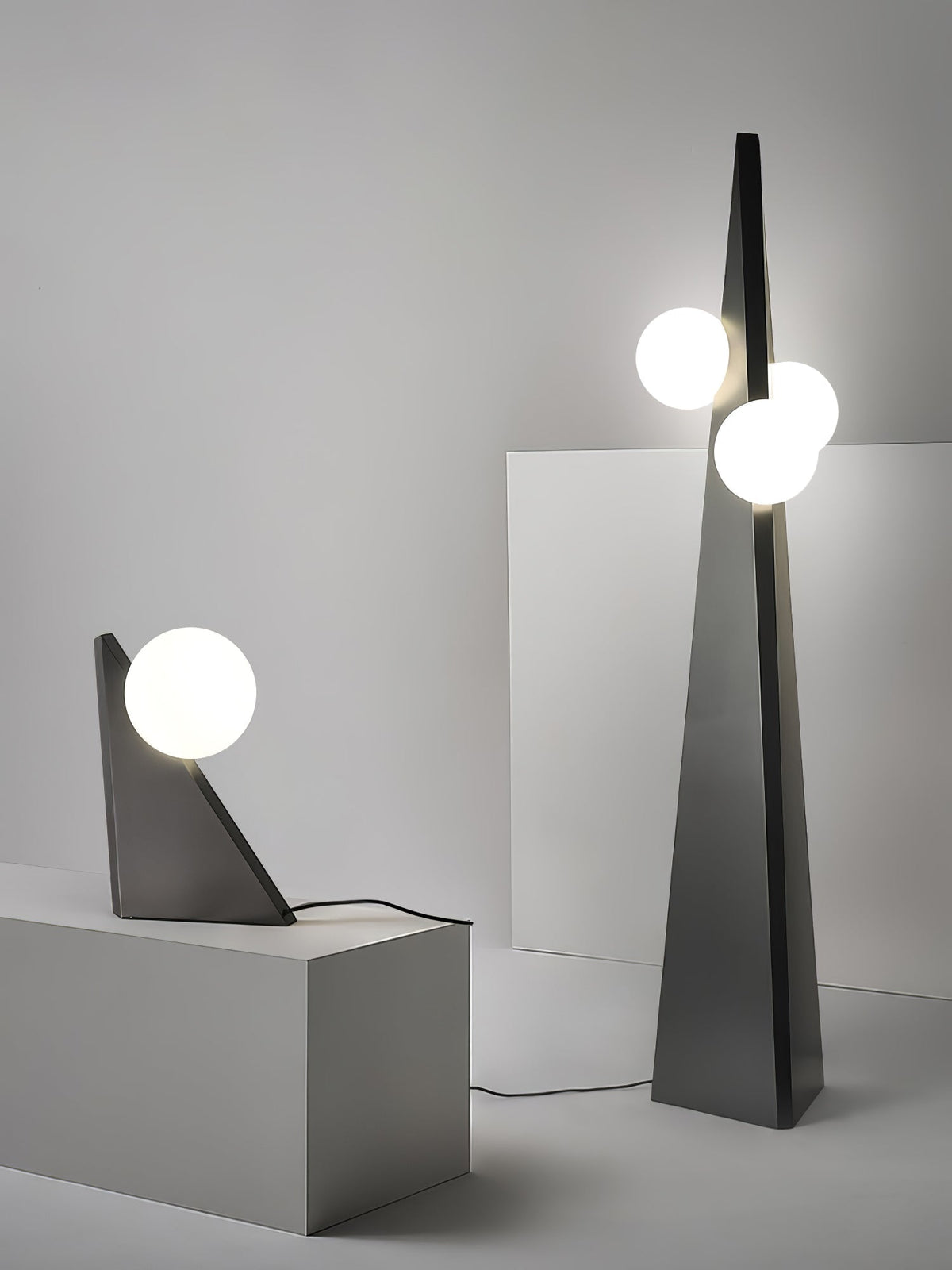 Lymarora Sculptural Floor Lamp
