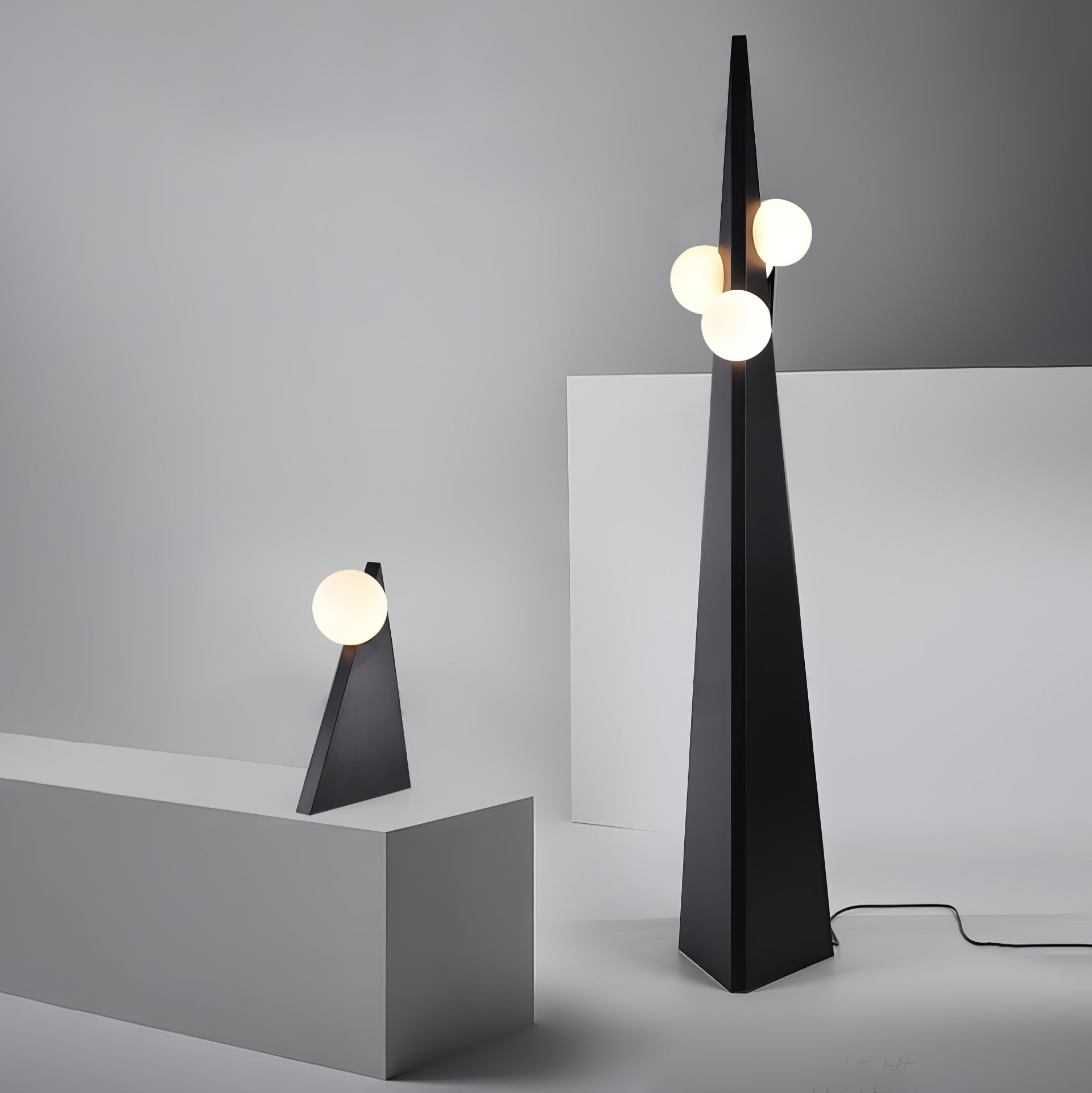 Lymarora Sculptural Floor Lamp