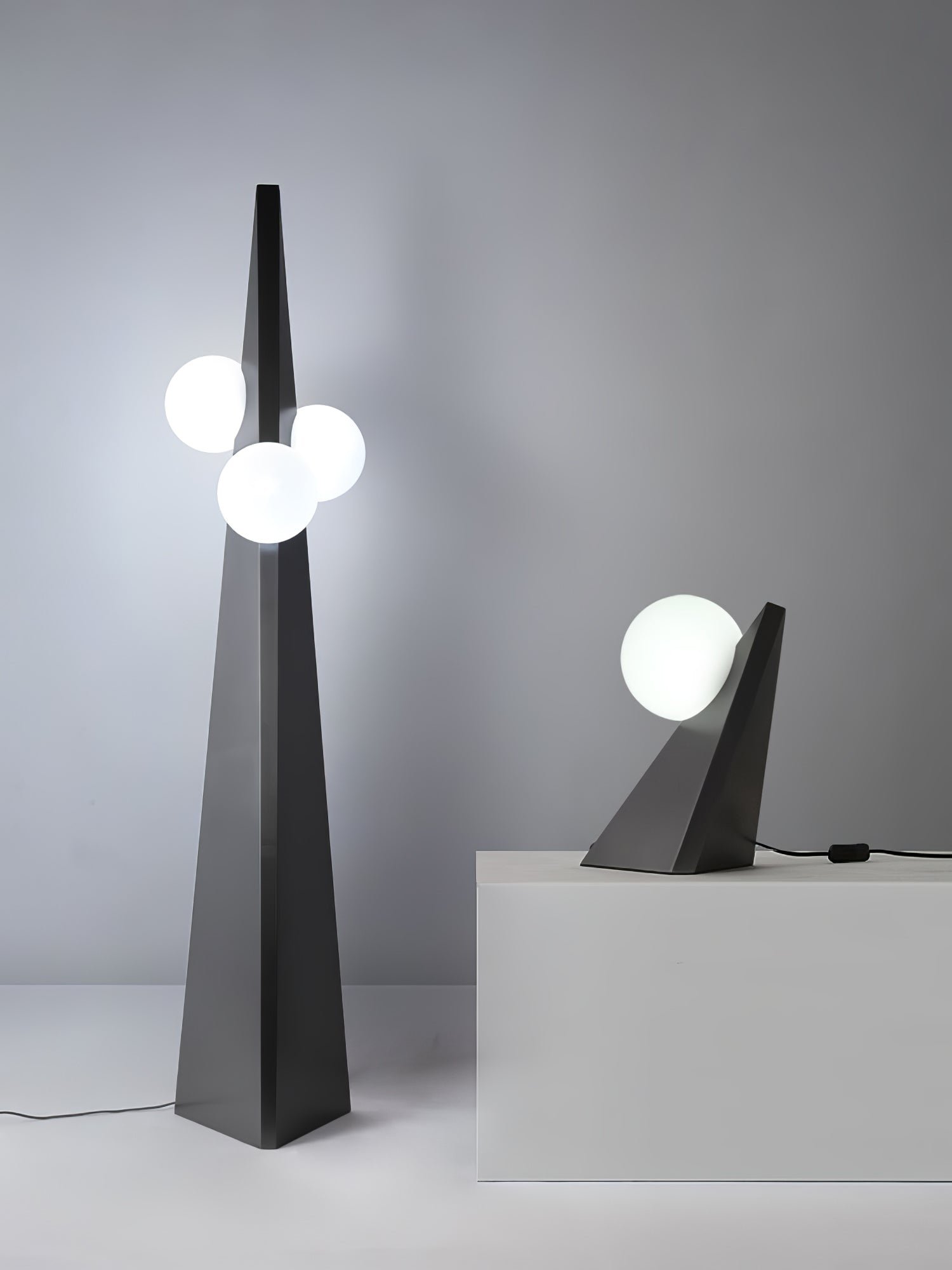 Lymarora Sculptural Floor Lamp