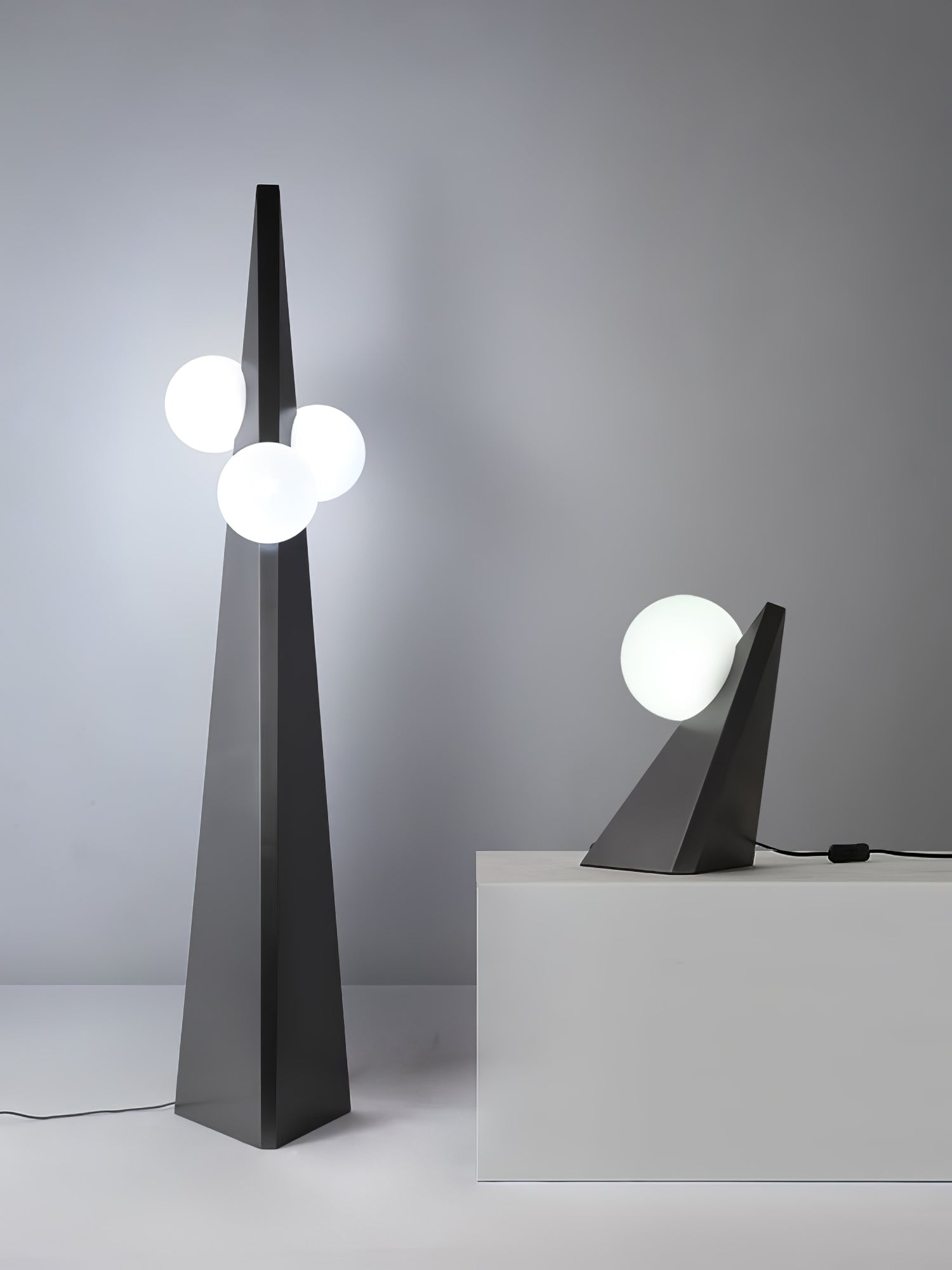 Lymarora Sculptural Floor Lamp