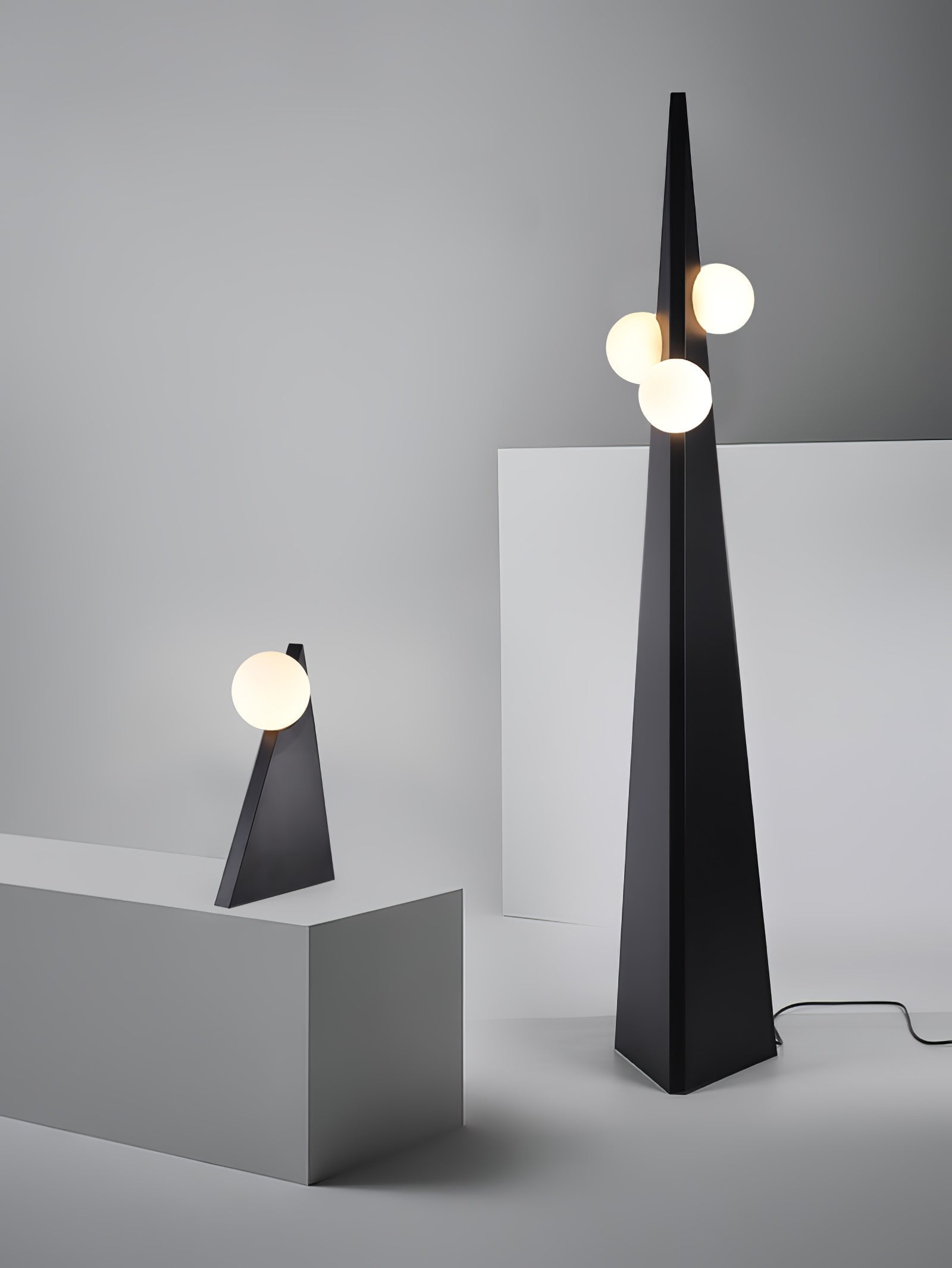Lymarora Sculptural Floor Lamp