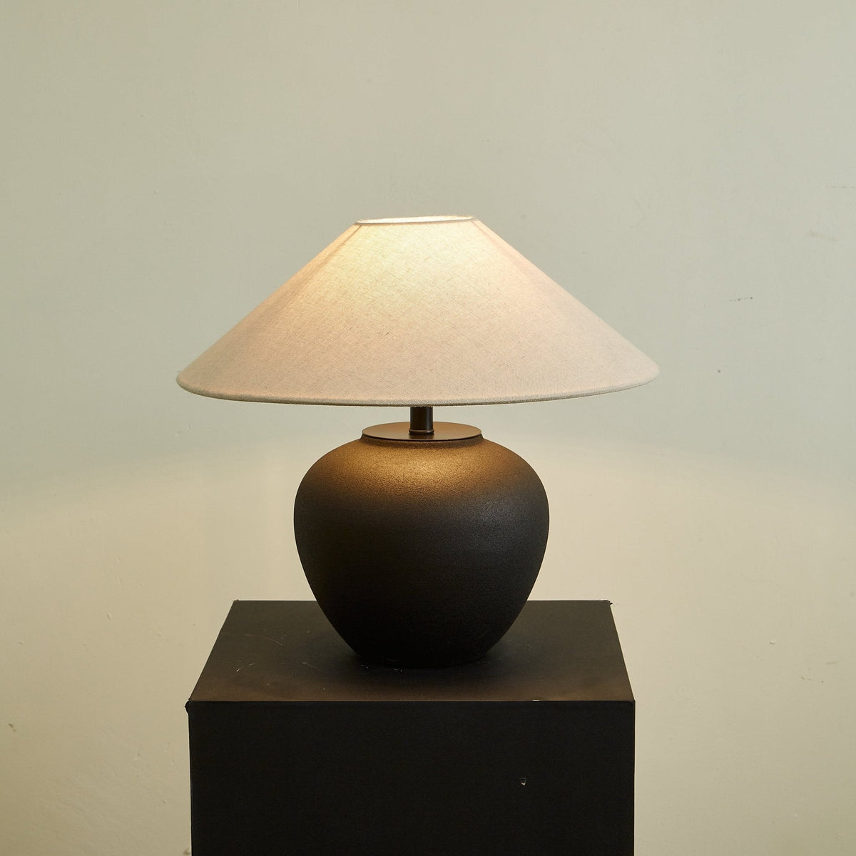 Renenella Classic Ceramics Table Lamp