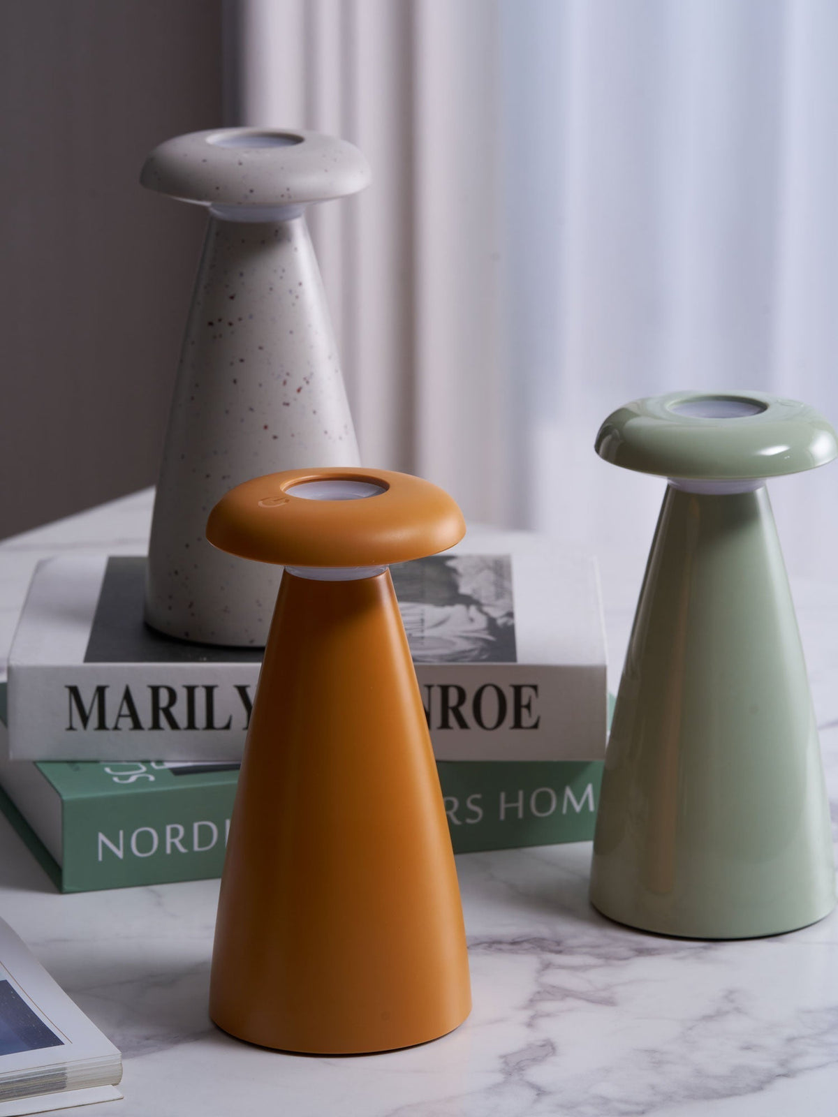 Mushroove Ceramic Minimalist Table Lamp