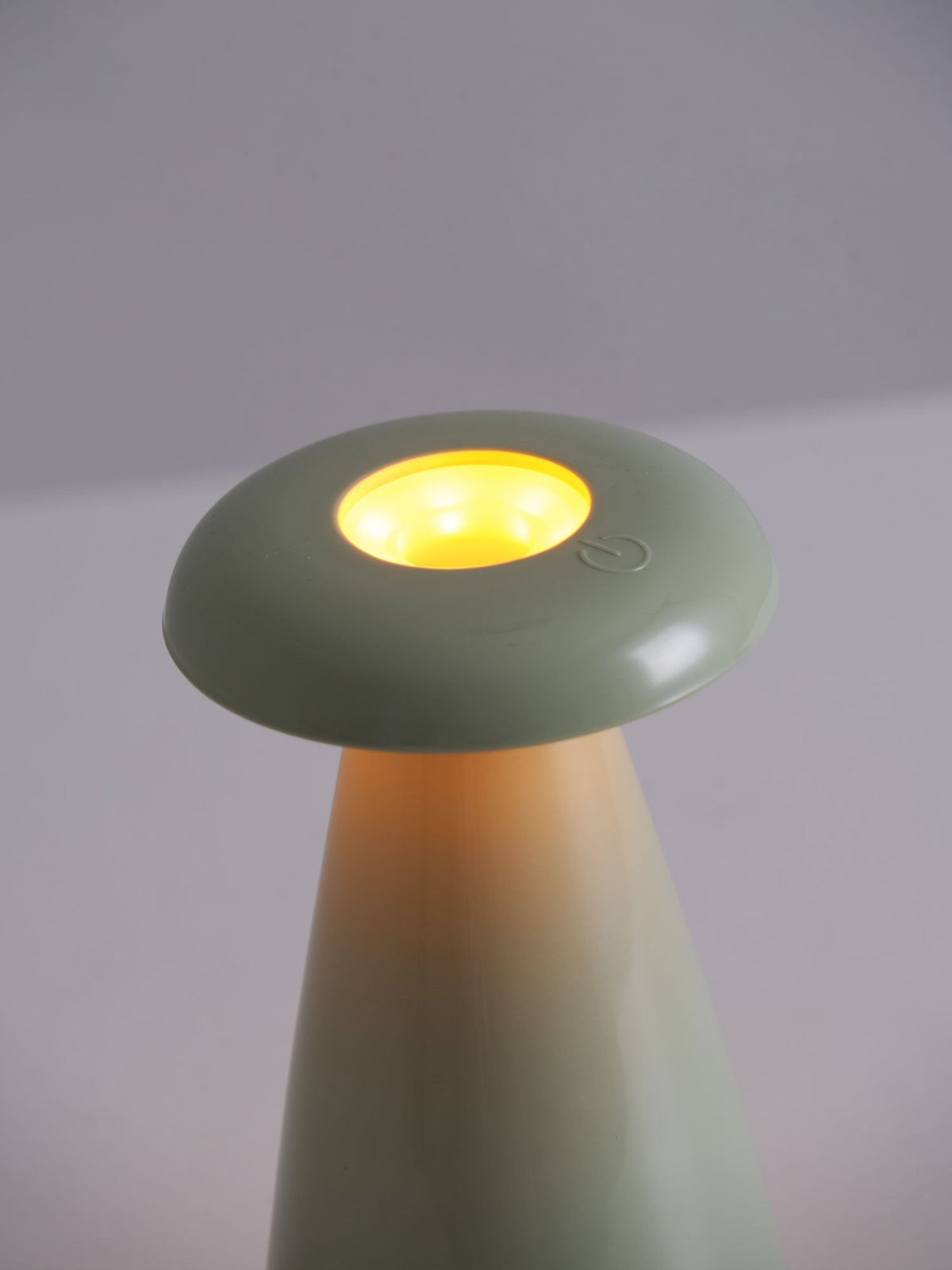 Mushroove Ceramic Minimalist Table Lamp