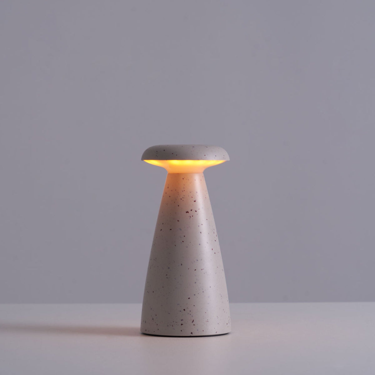 Mushroove Ceramic Minimalist Table Lamp