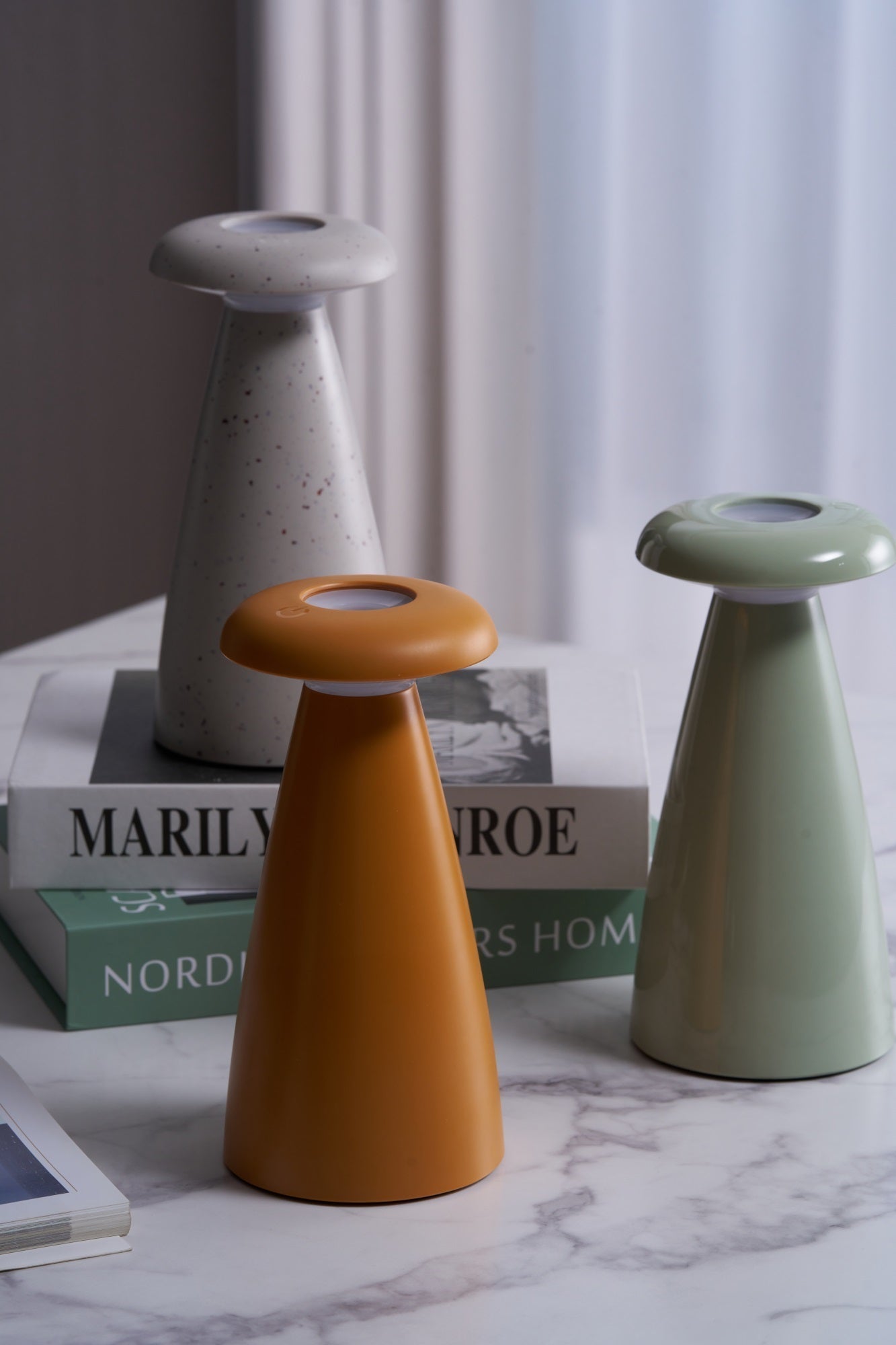 Mushroove Ceramic Minimalist Table Lamp