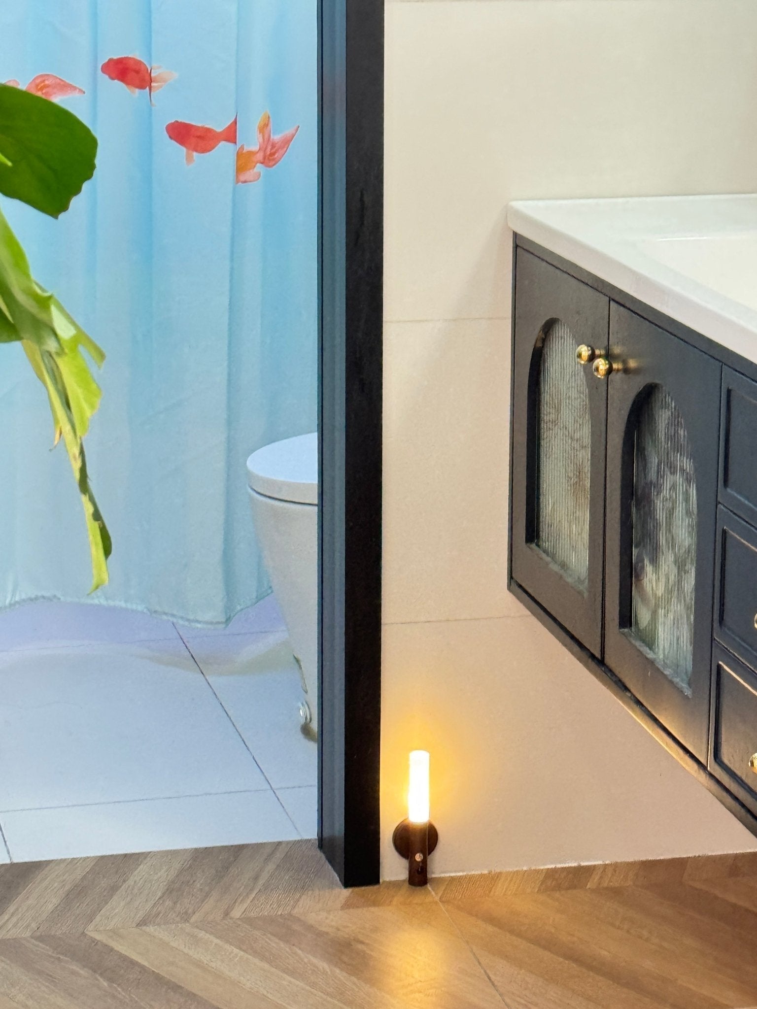 Hexl Magnet Rechargeable Wall Lamp