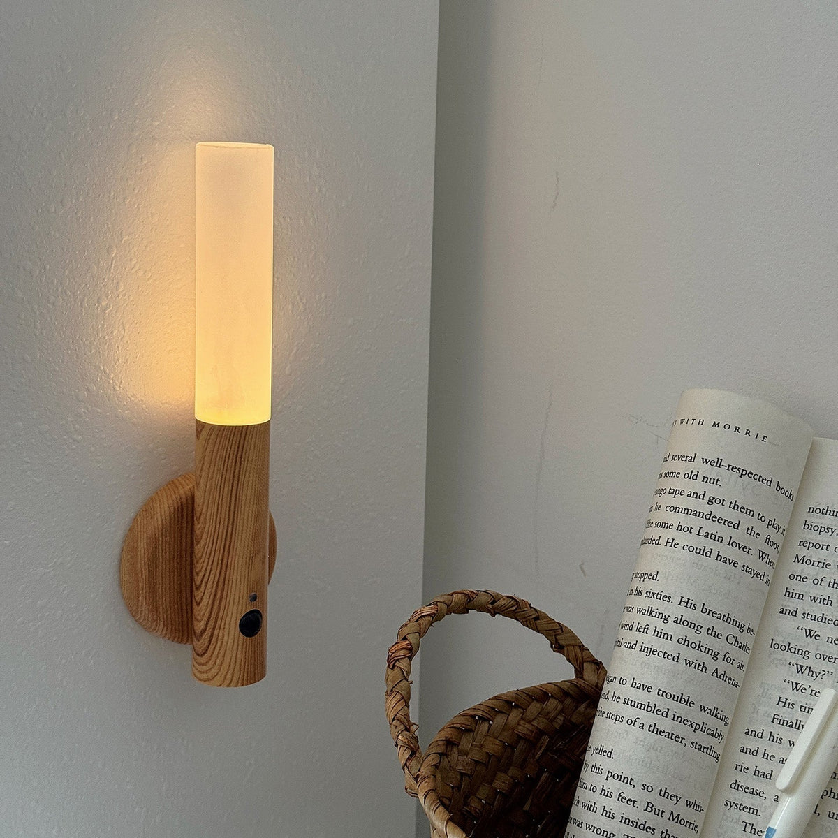 Hexl Magnet Rechargeable Wall Lamp