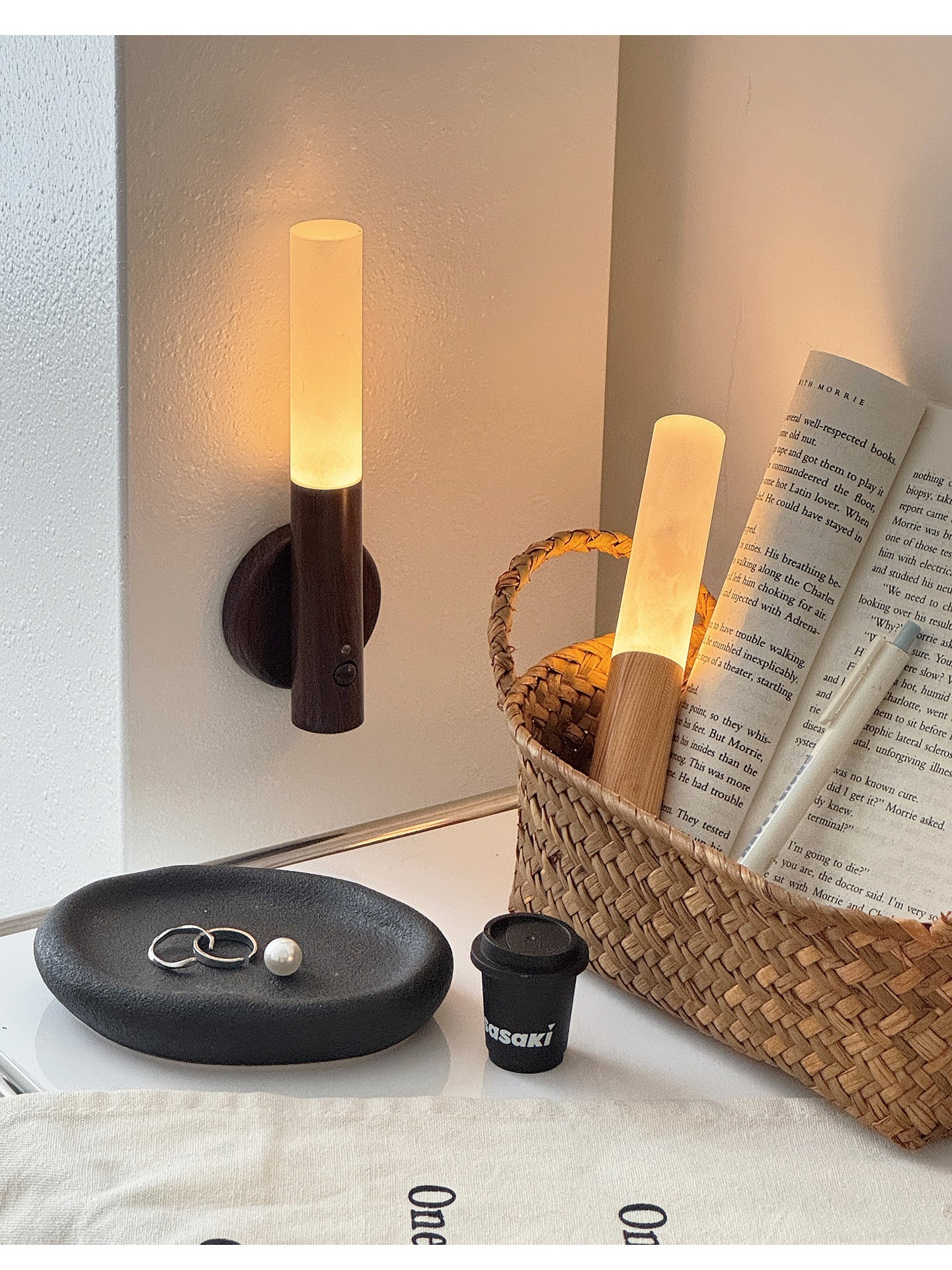Hexl Magnet Rechargeable Wall Lamp