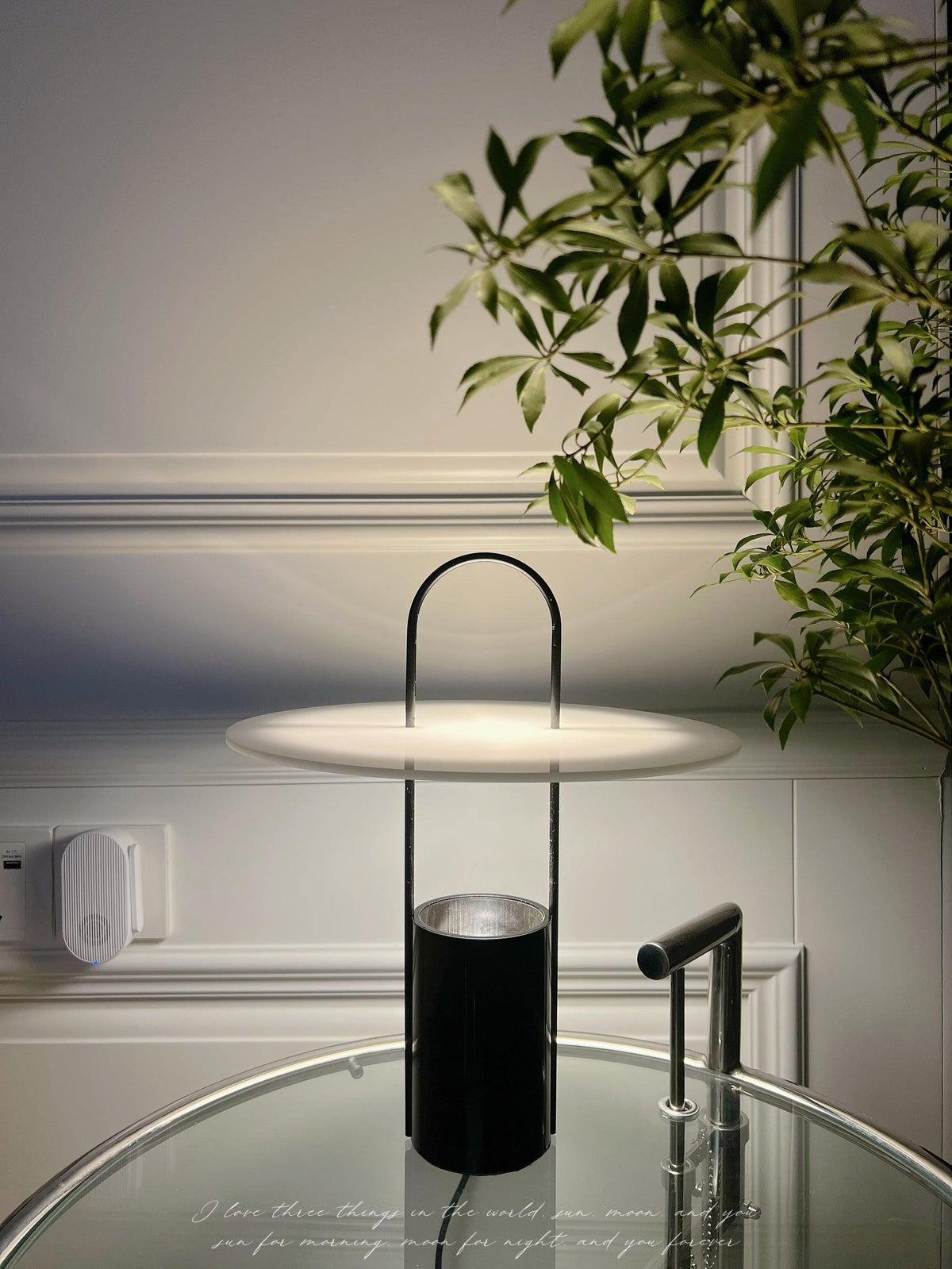 Hattie Modern Table Lamp