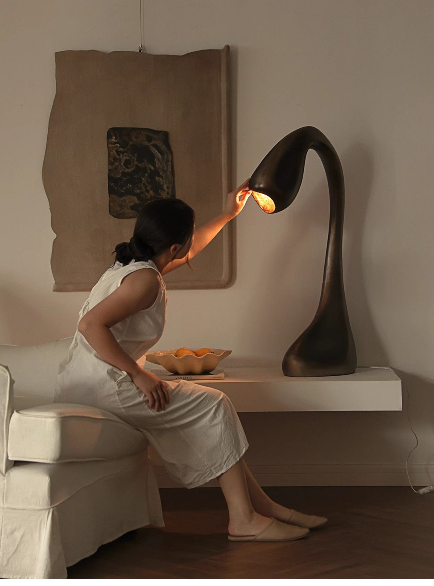Kyns Sculptural Table Lamp