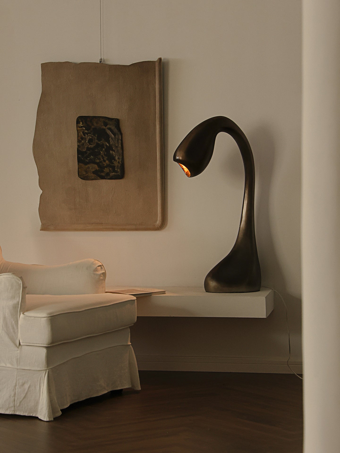 Kyns Sculptural Table Lamp