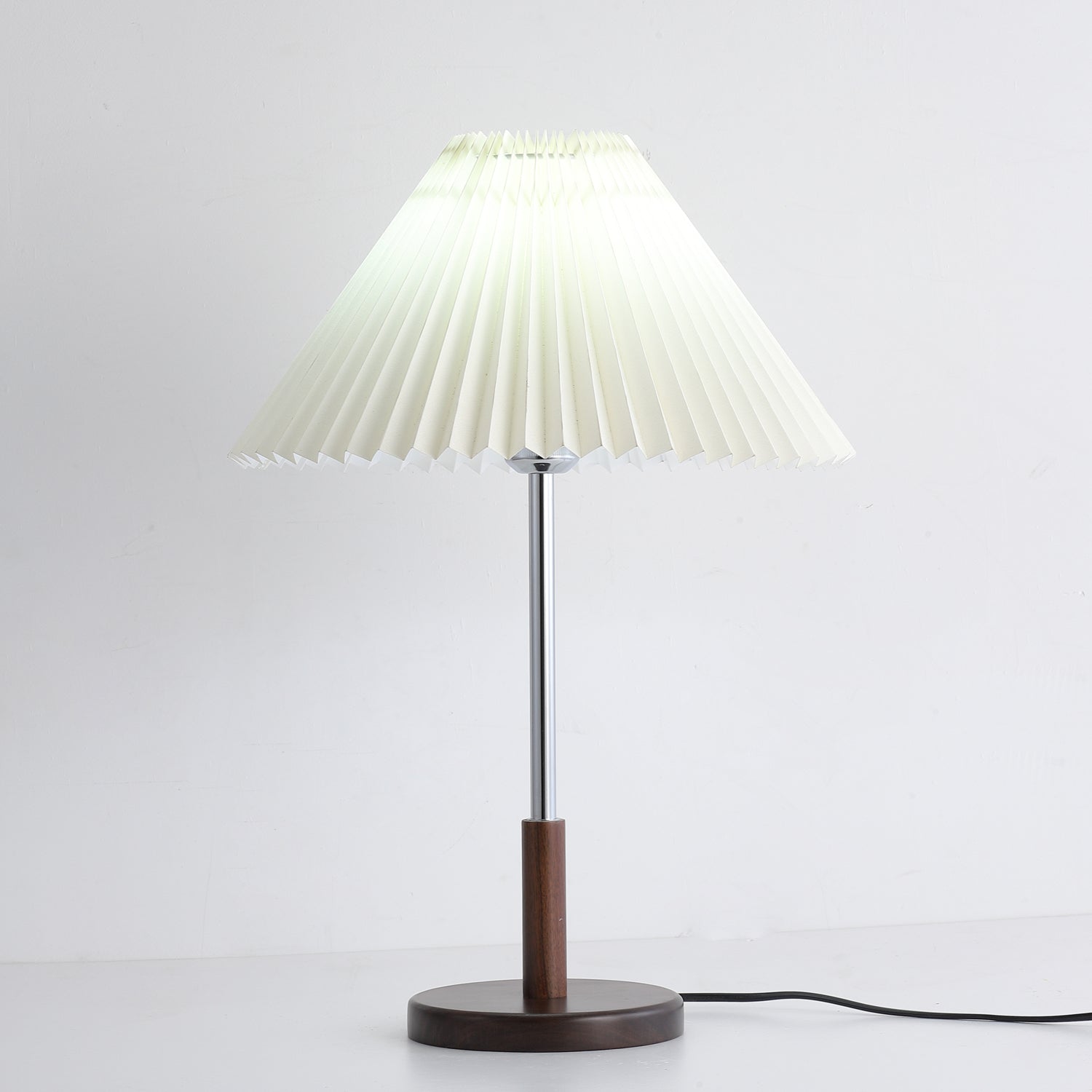 Syliriella Modern Wood Table Lamp