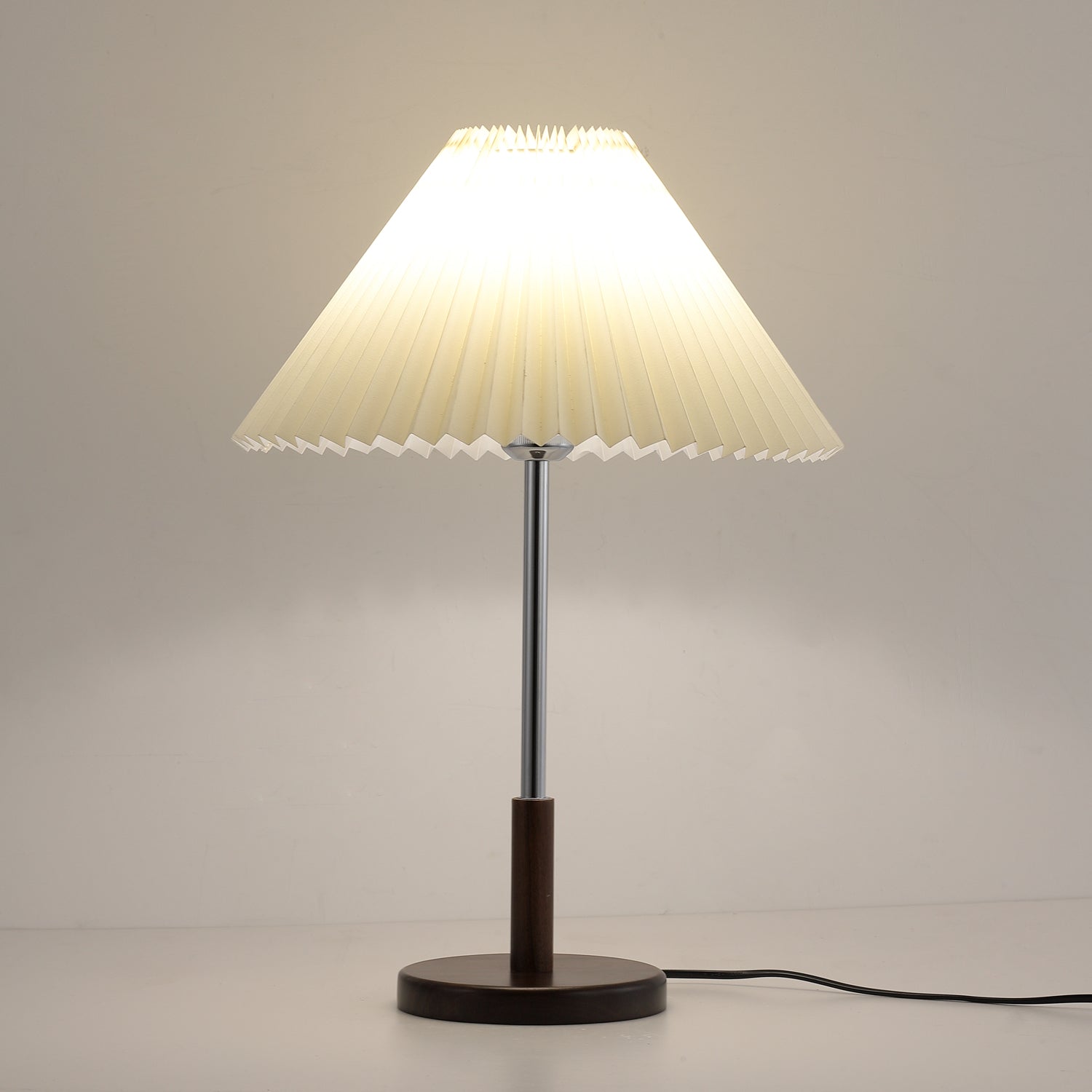 Syliriella Modern Wood Table Lamp