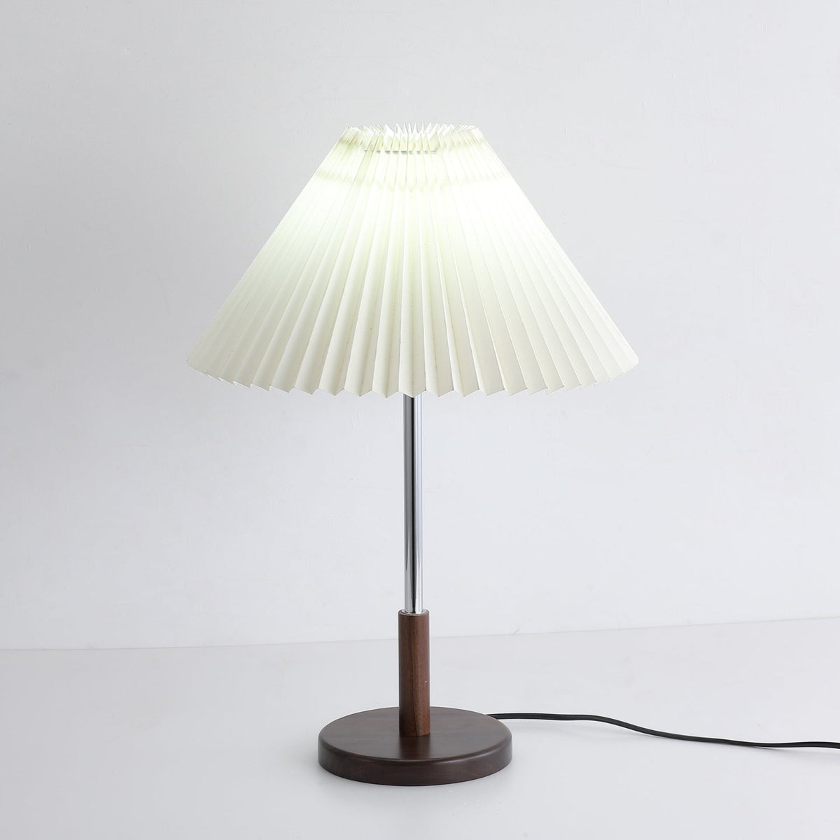 Syliriella Modern Wood Table Lamp