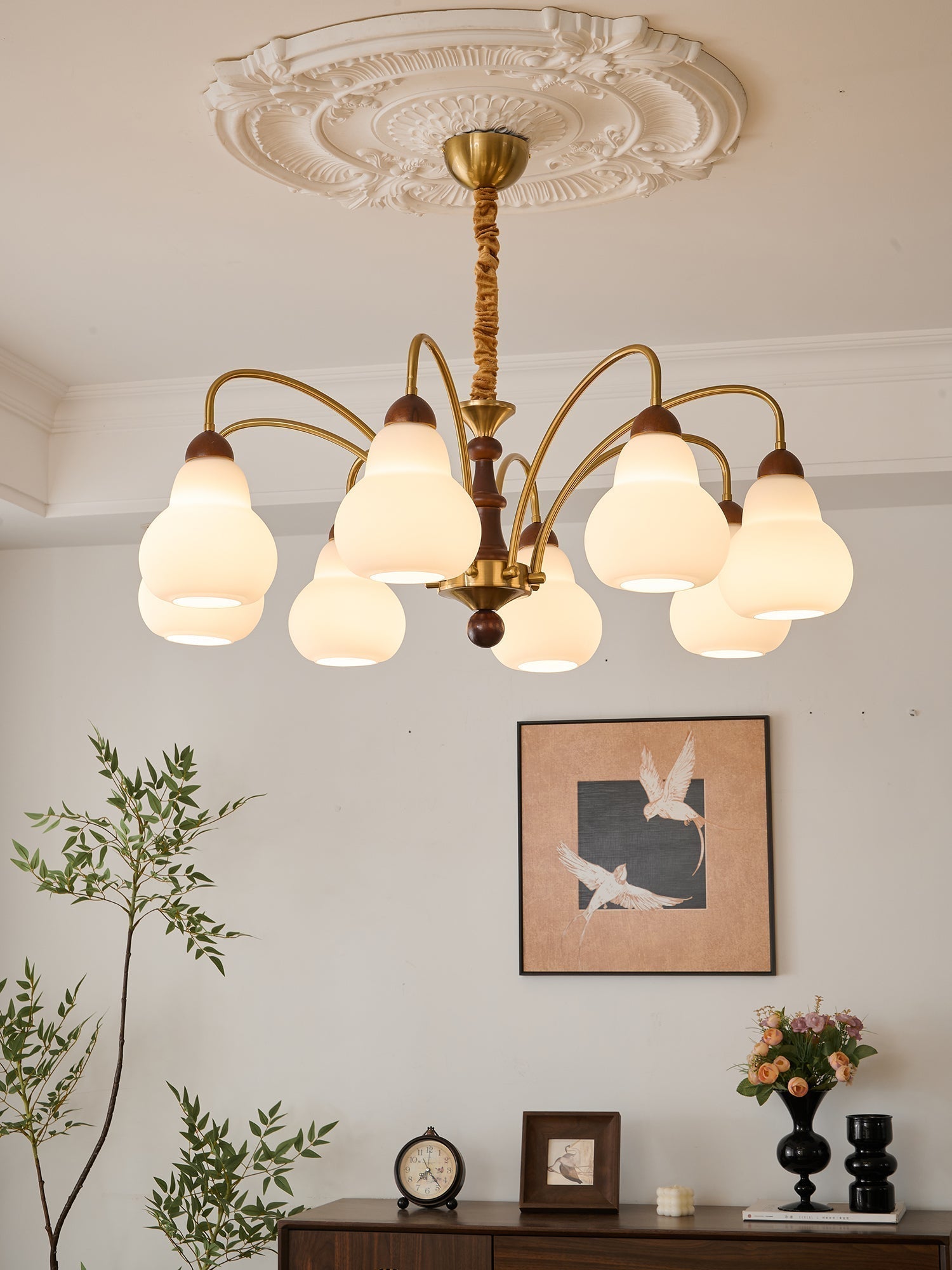Novelle Traditional Elegance Vintage Wood Chandelier