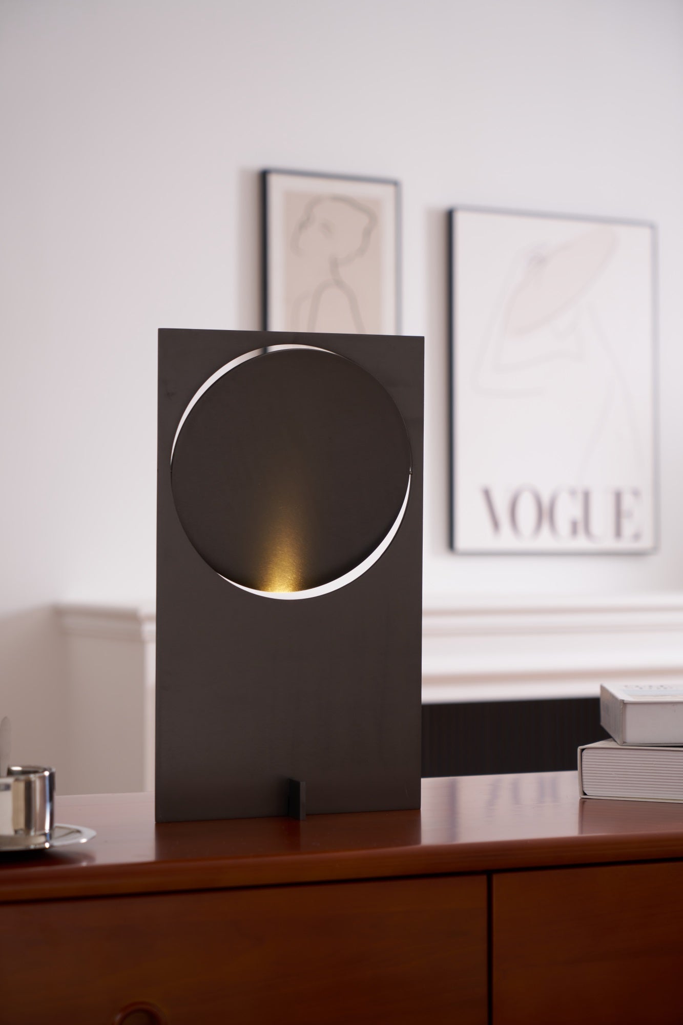 Sixor Steel Futuristic Table Lamp