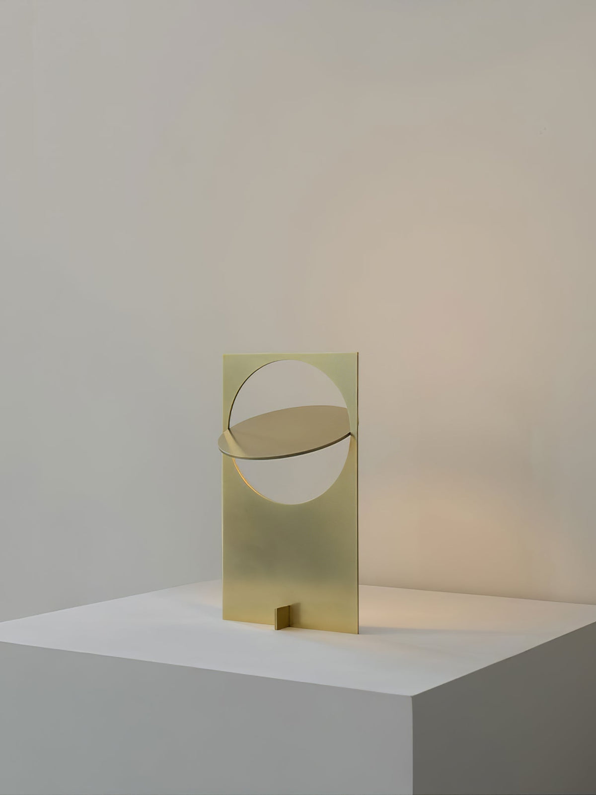 Dekle Table Lamp