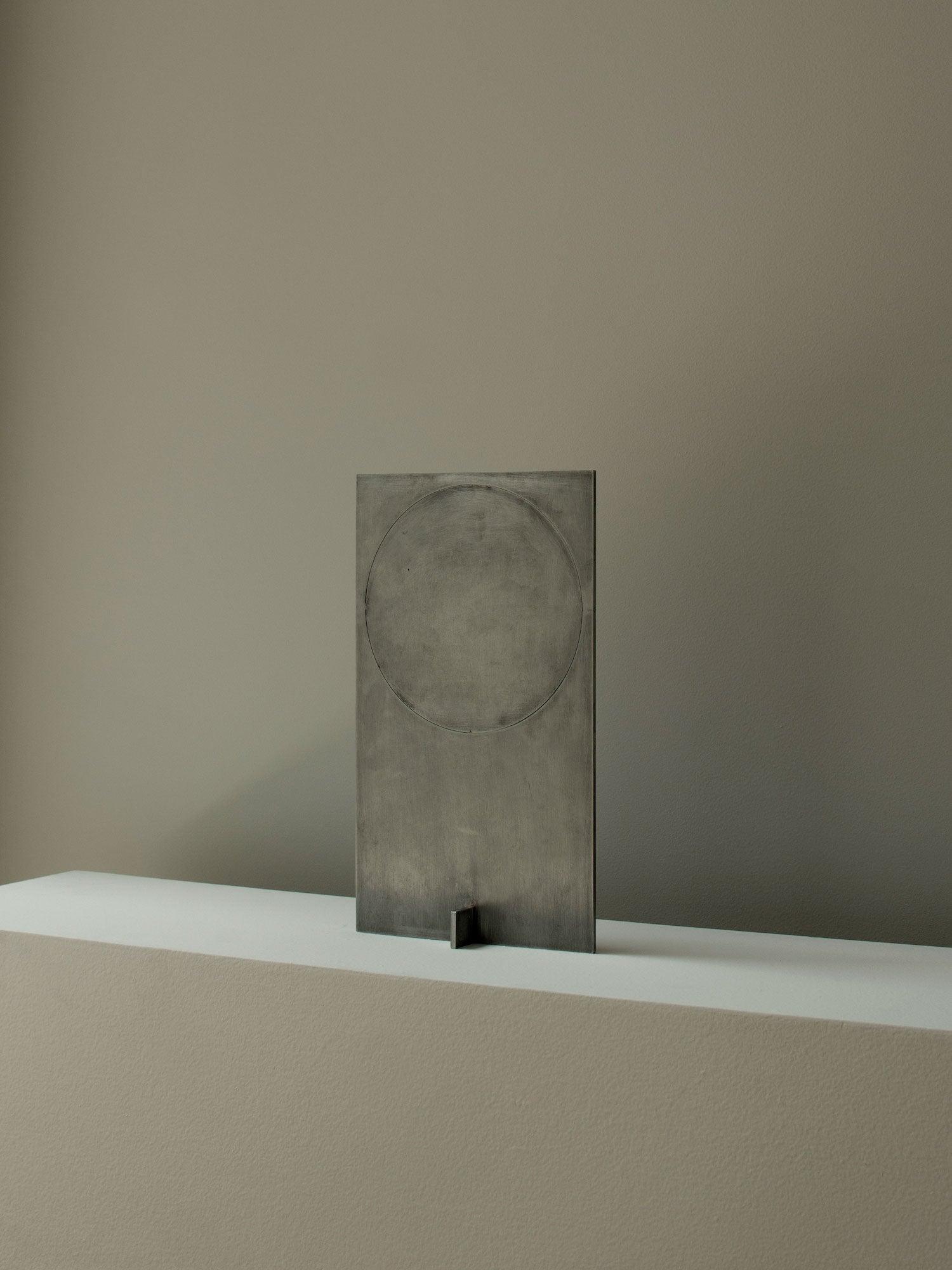 Sixor Steel Futuristic Table Lamp