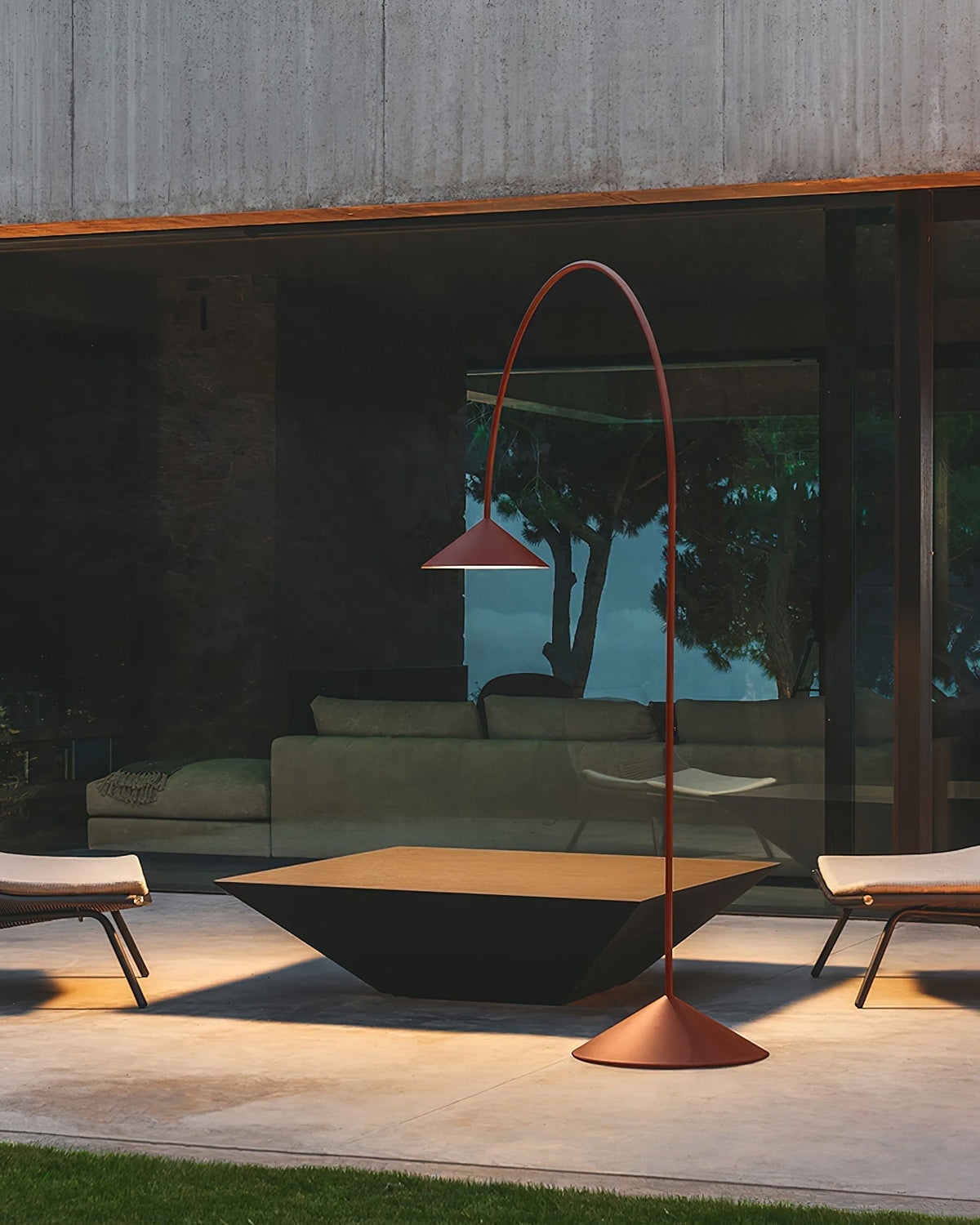 Civara Minimalist Floor Lamp