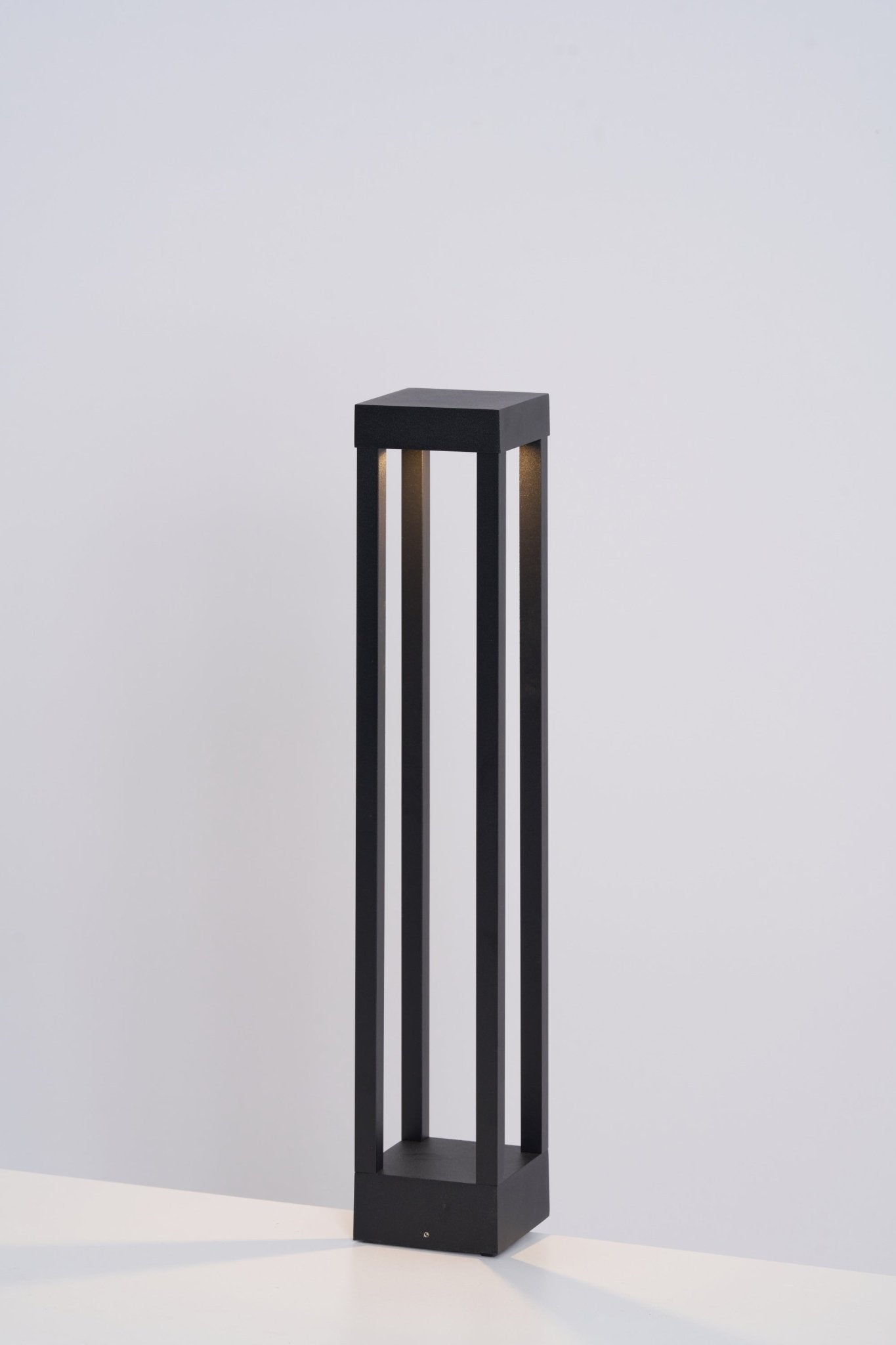 Avenirella Post Outdoor Light