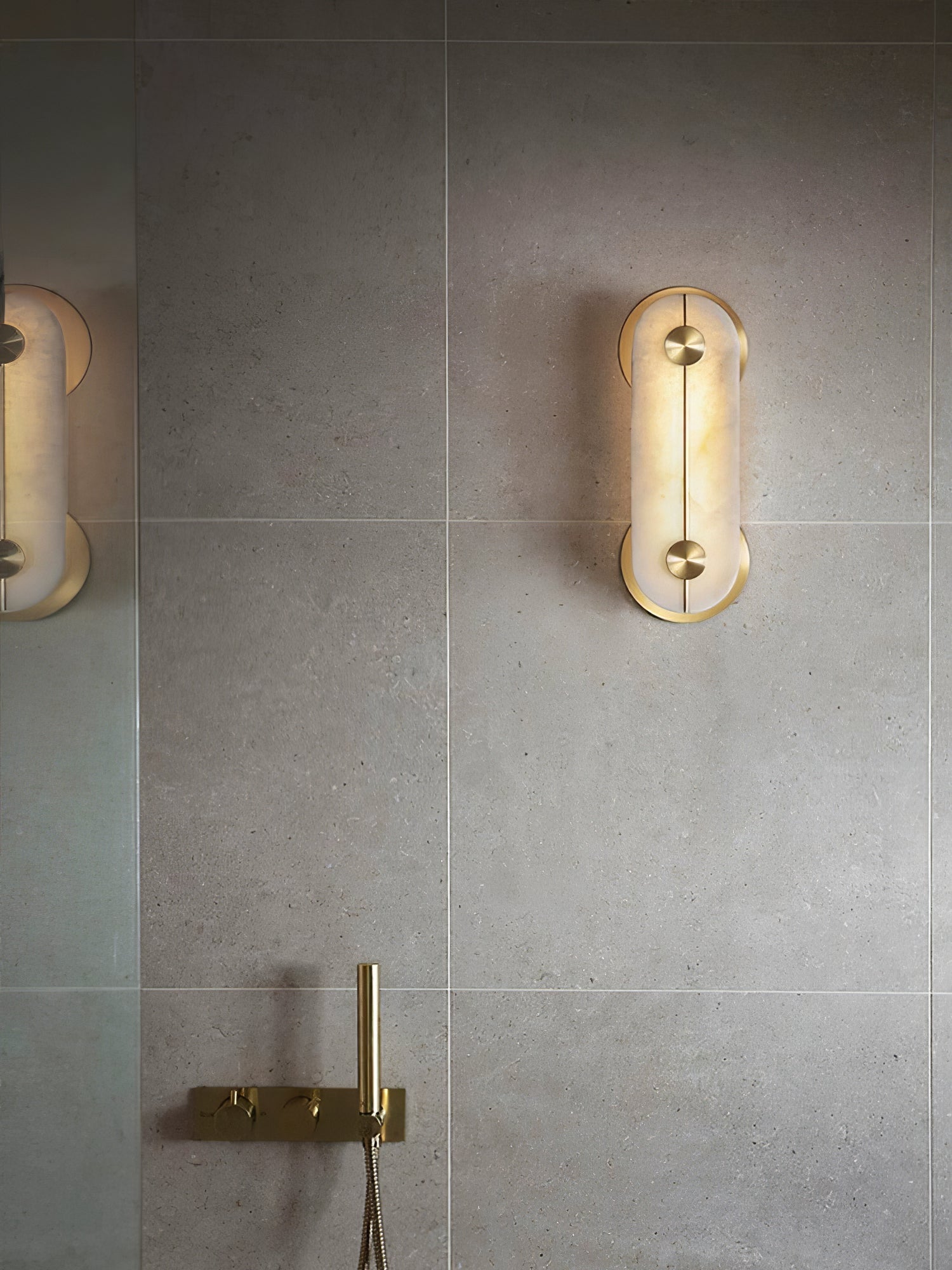 Avenireria Alabaster Wall Light