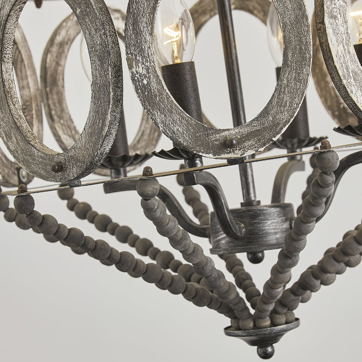 Zasorila Chandelier