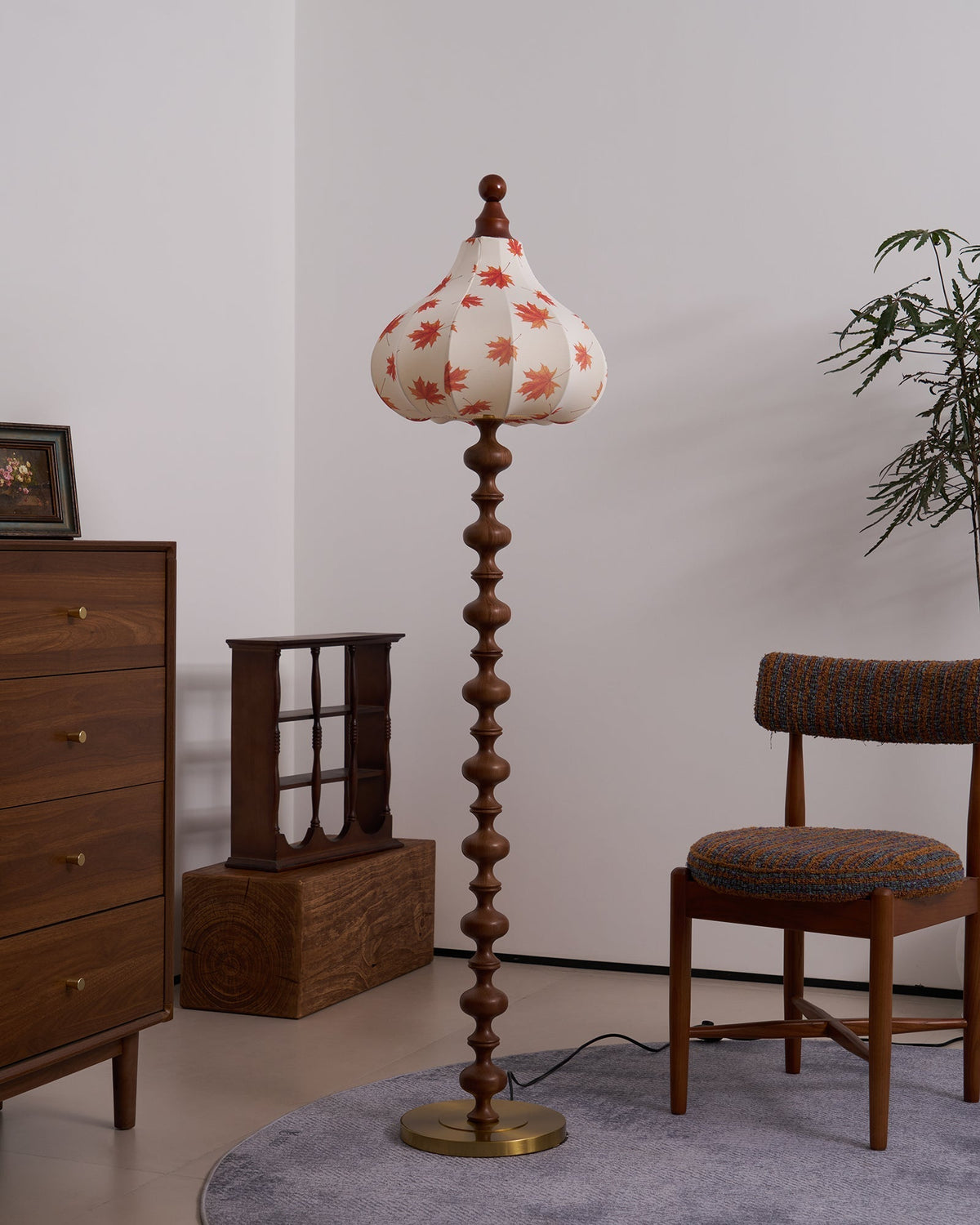 Qrathen Wood Fabric Retro Floor Lamp