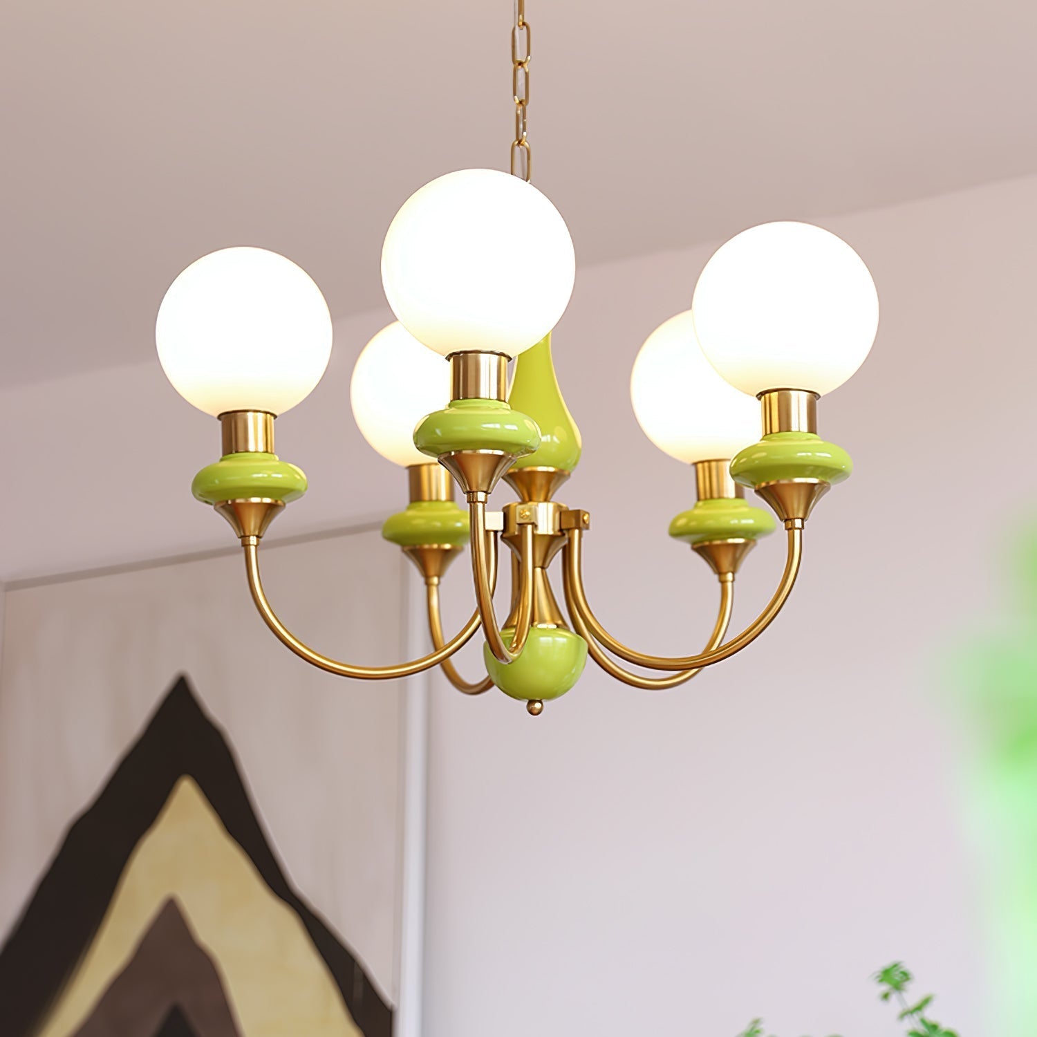 Lustra Chandelier Green Shades Gold Curved Arms - Neutral Decor