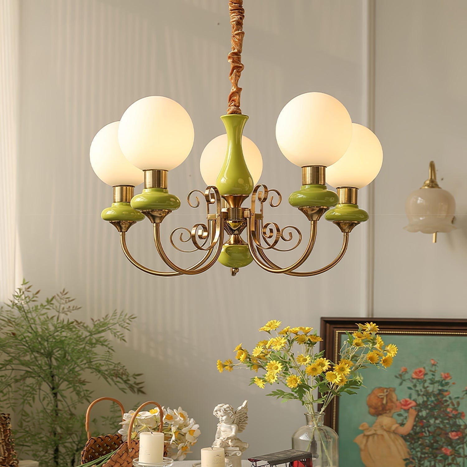 Lustra Chandelier Green Shades Gold Curved Arms - Neutral Decor