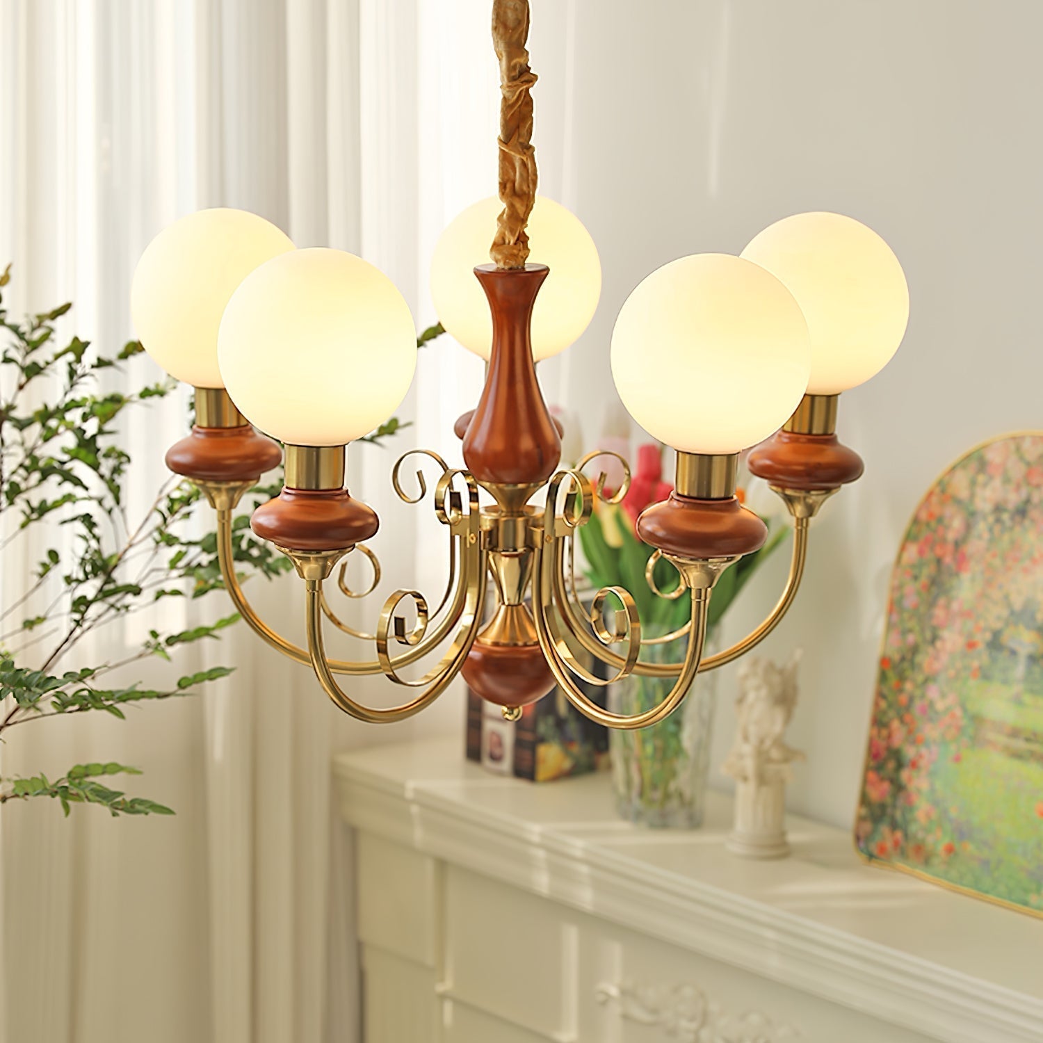 Lustra Chandelier Green Shades Gold Curved Arms - Neutral Decor