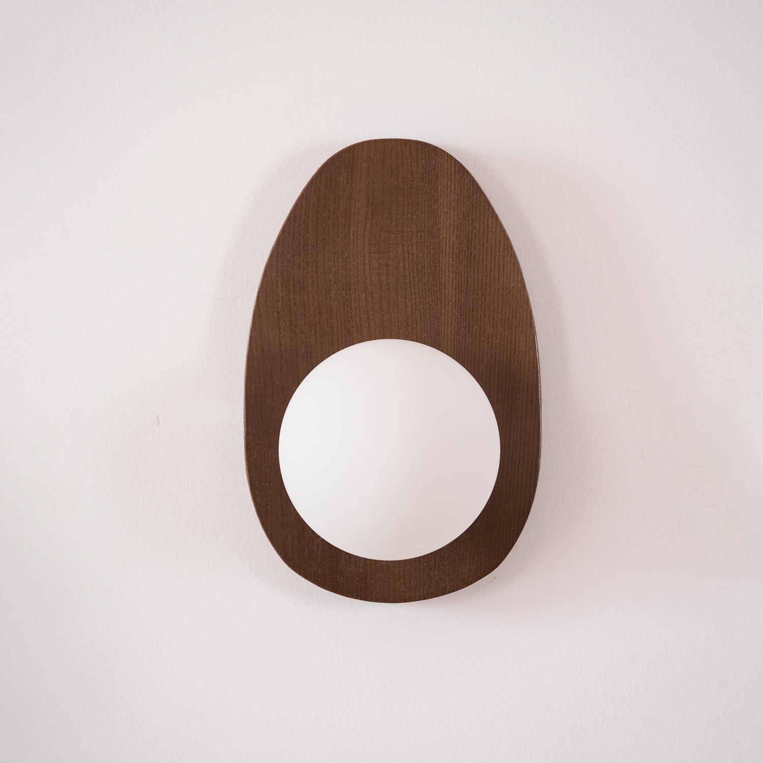 Nylaeiel Nordic Art Plug-in Walnut Glass Wood Wall Lamp