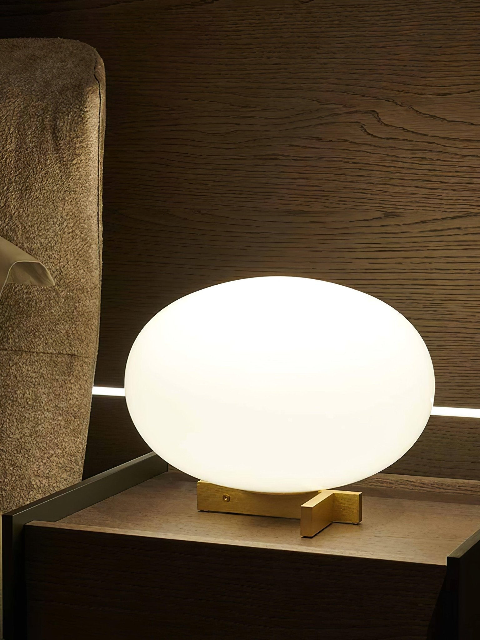 Golvin Orbiting Sphere Table Lamp
