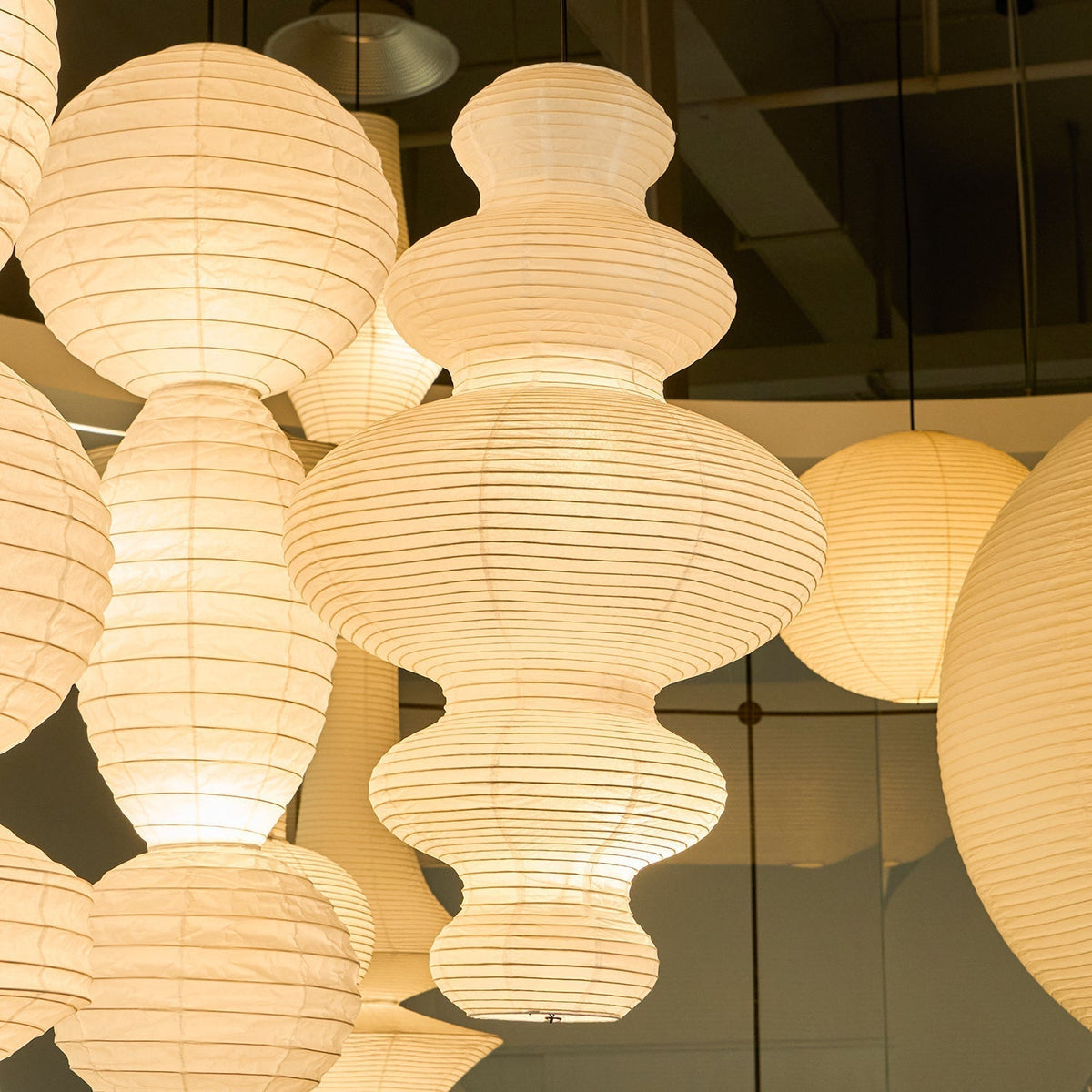 Dov Minimalist Paper Pendant Lamp