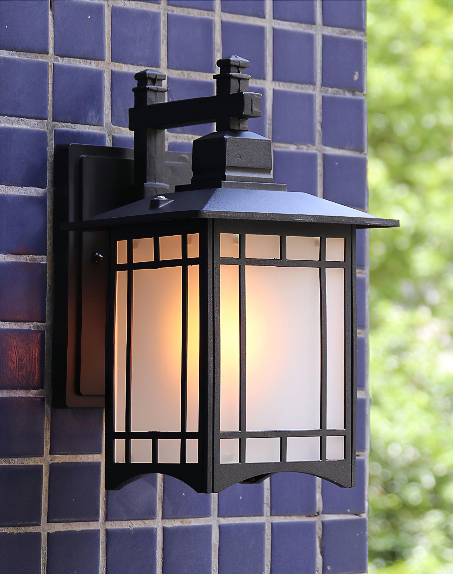 Lioruelle Elegance House Glass Outdoor Wall Light